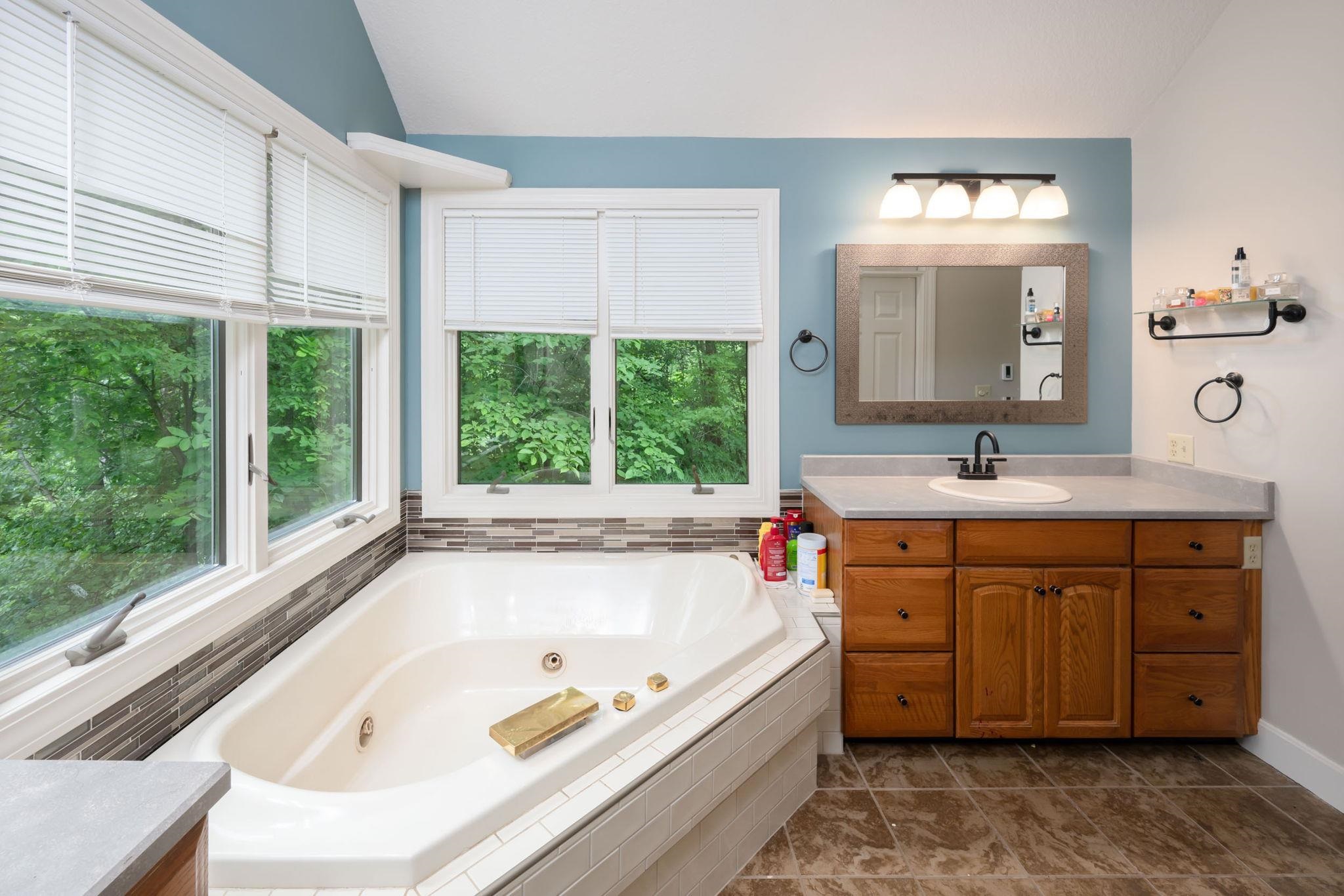 7296 N Clear Creek Road Property Photo 19