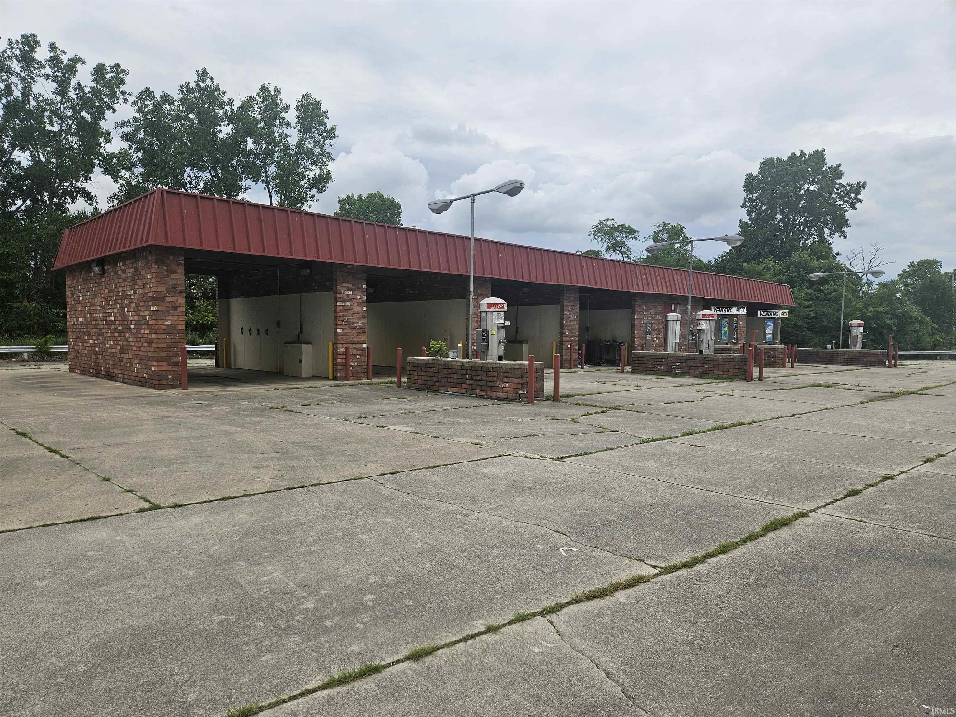 515 Bellmont Rd Road Property Photo 1