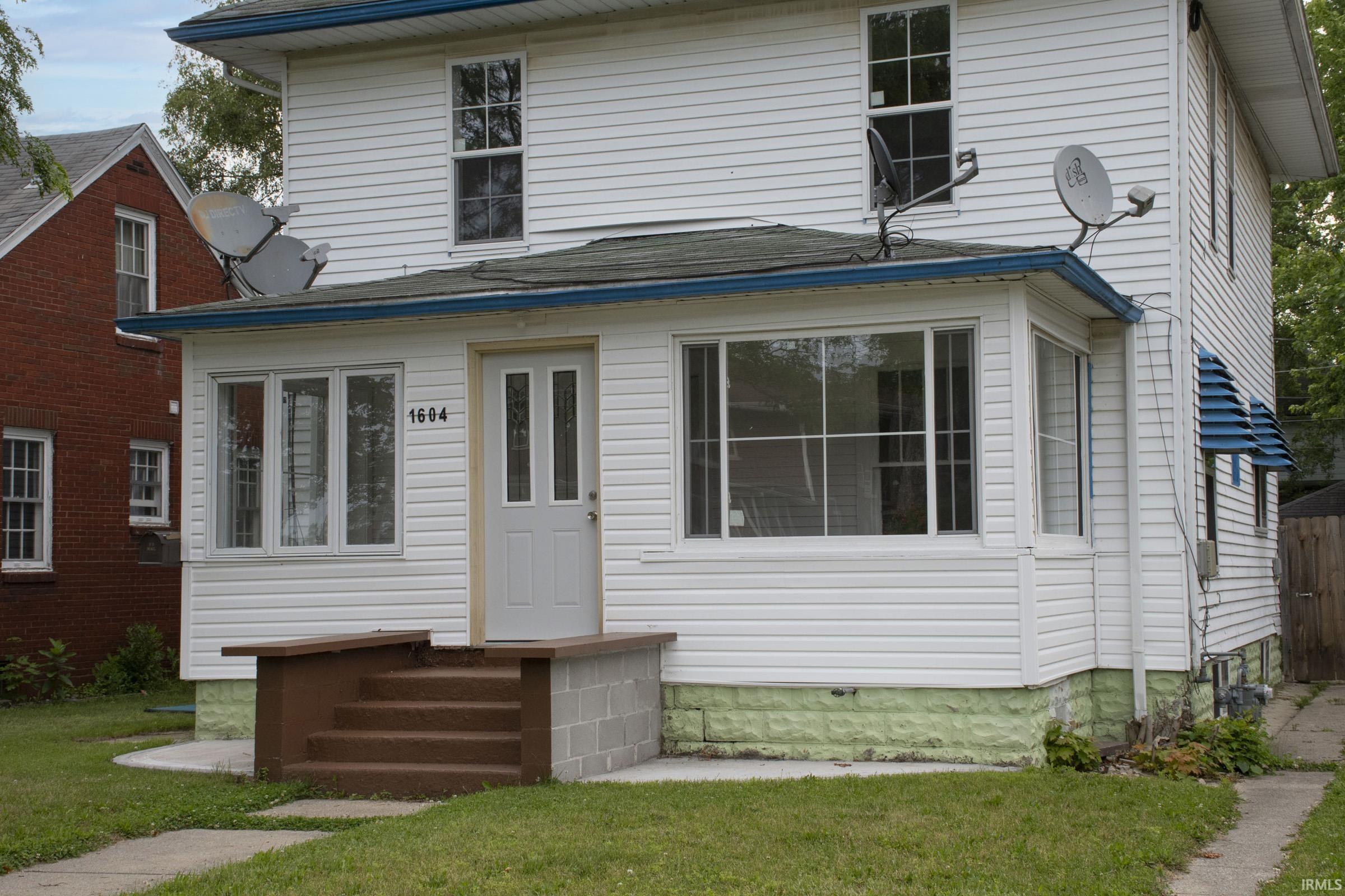 1604 Frances Avenue Property Photo 1