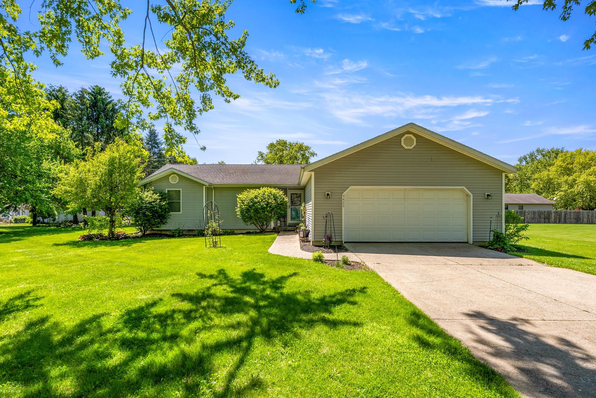 3435 N Pressler Drive Property Photo 1