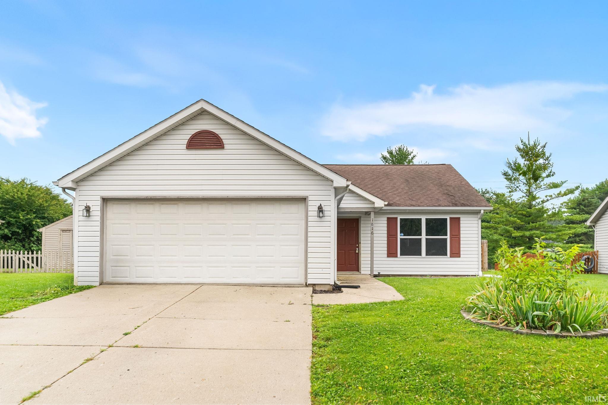 1816 Starks Circle Property Photo 1