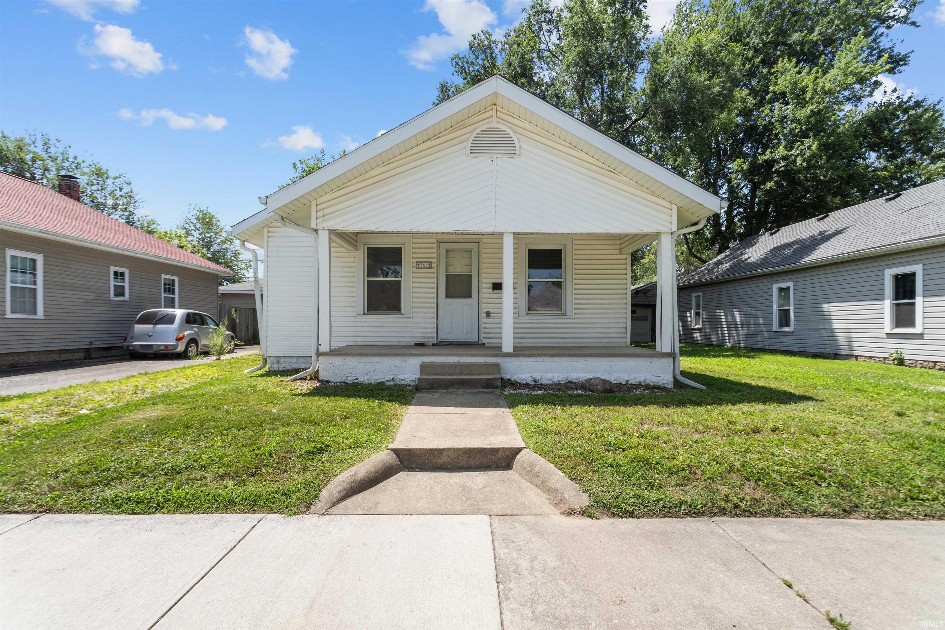 745 S Mccann Street Property Photo 1