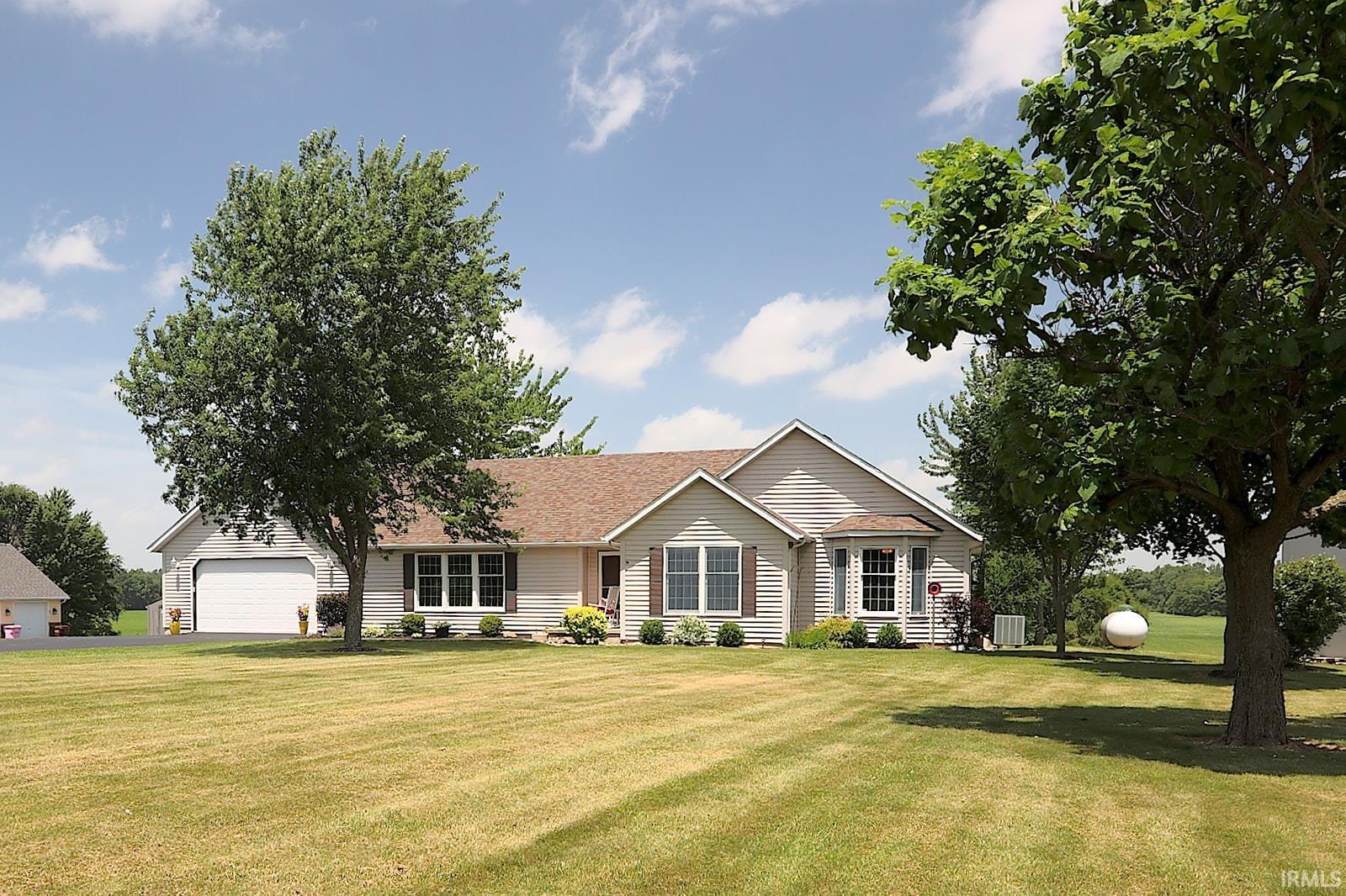 2712 E 400 N Property Photo 1