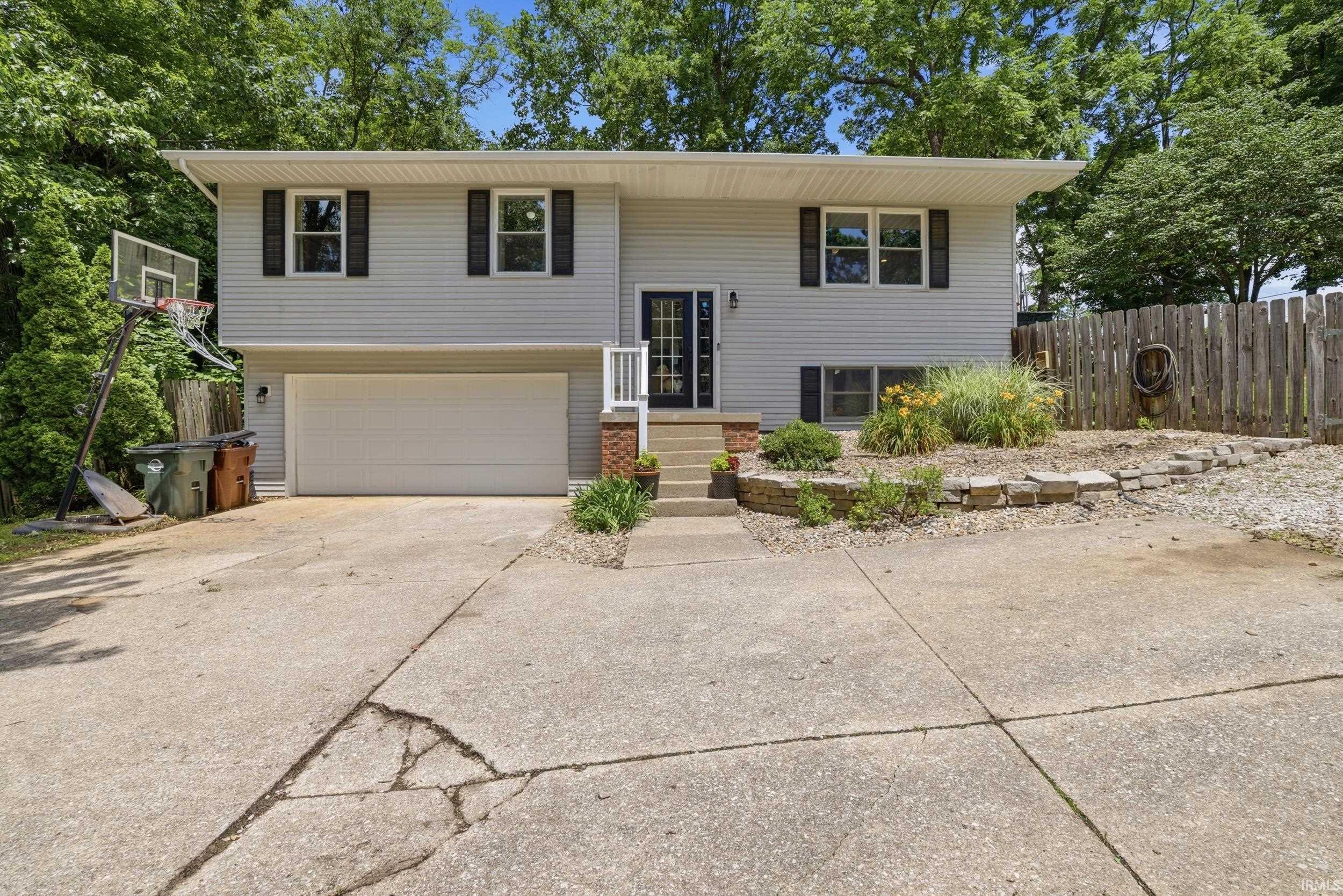 4078 N Brookwood Drive Property Photo 1