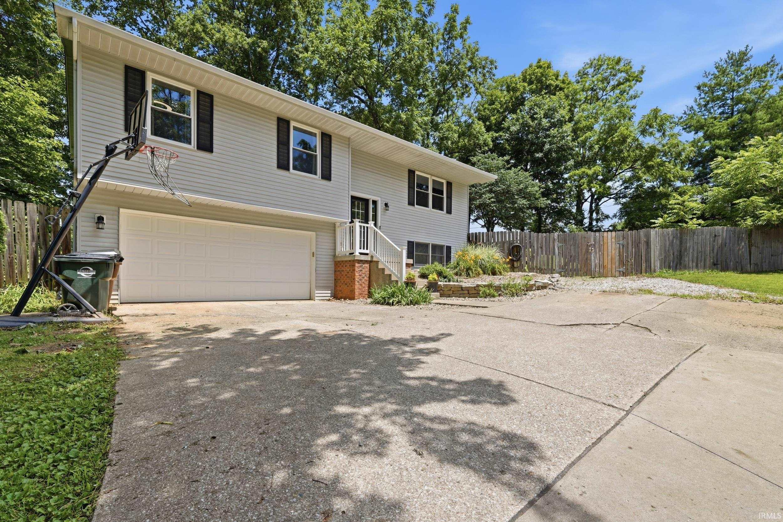 4078 N Brookwood Drive Property Photo 1