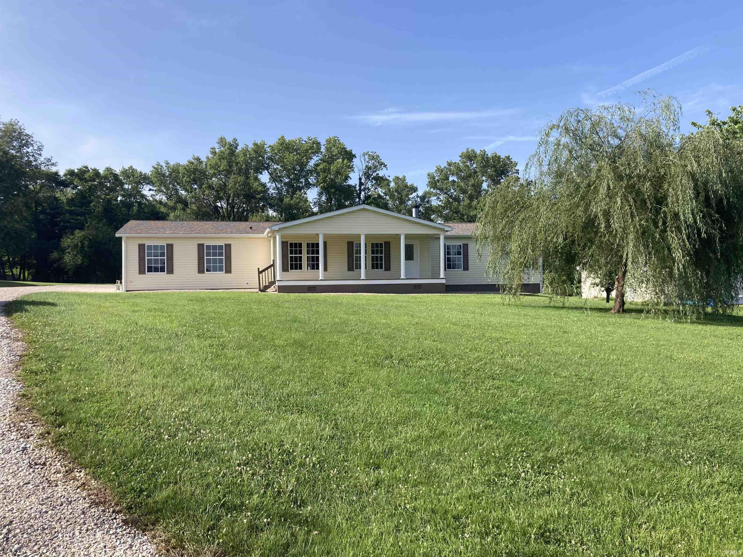 10426 E Main Street Property Photo 1