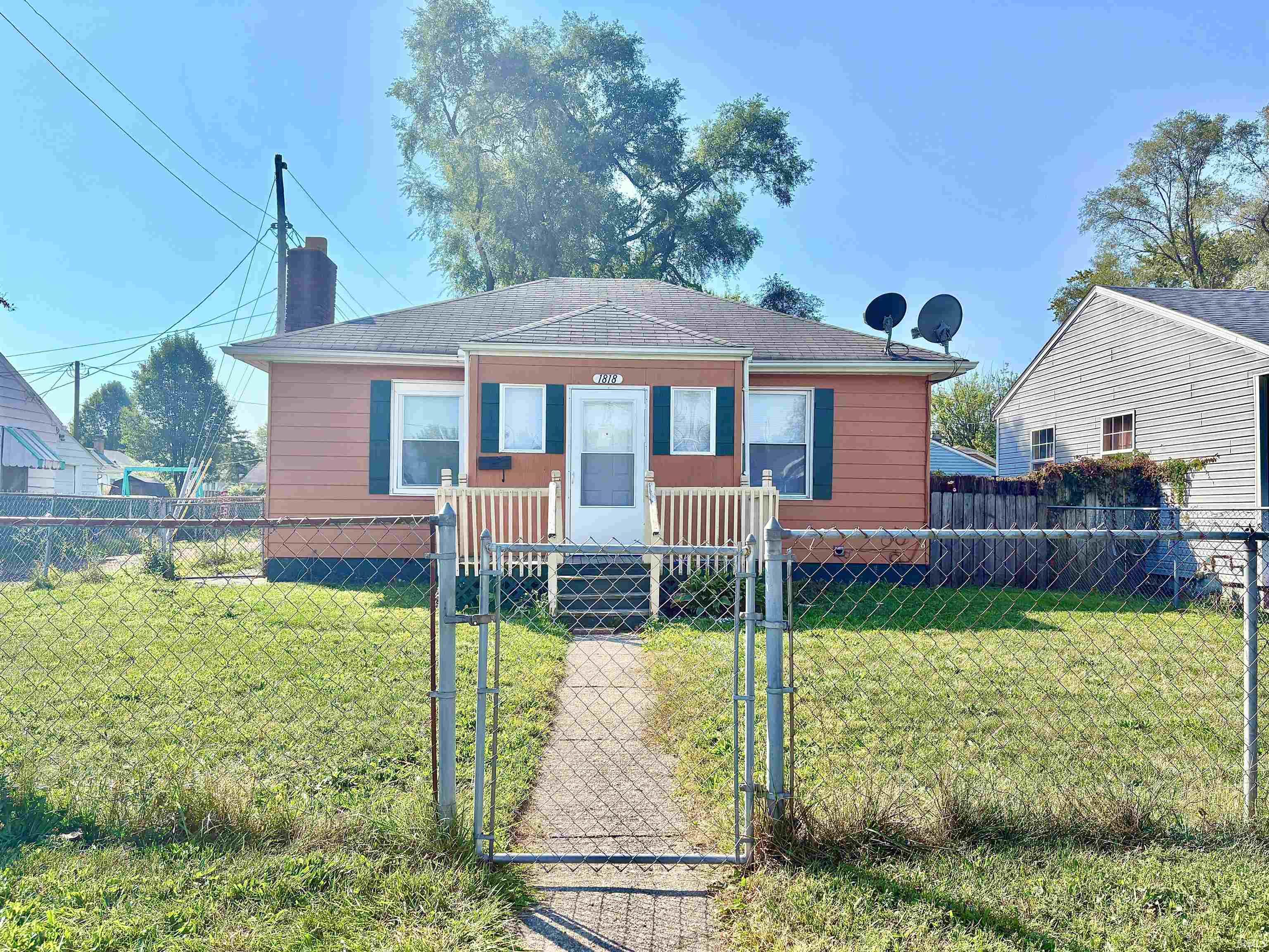 1818 W Indiana Avenue