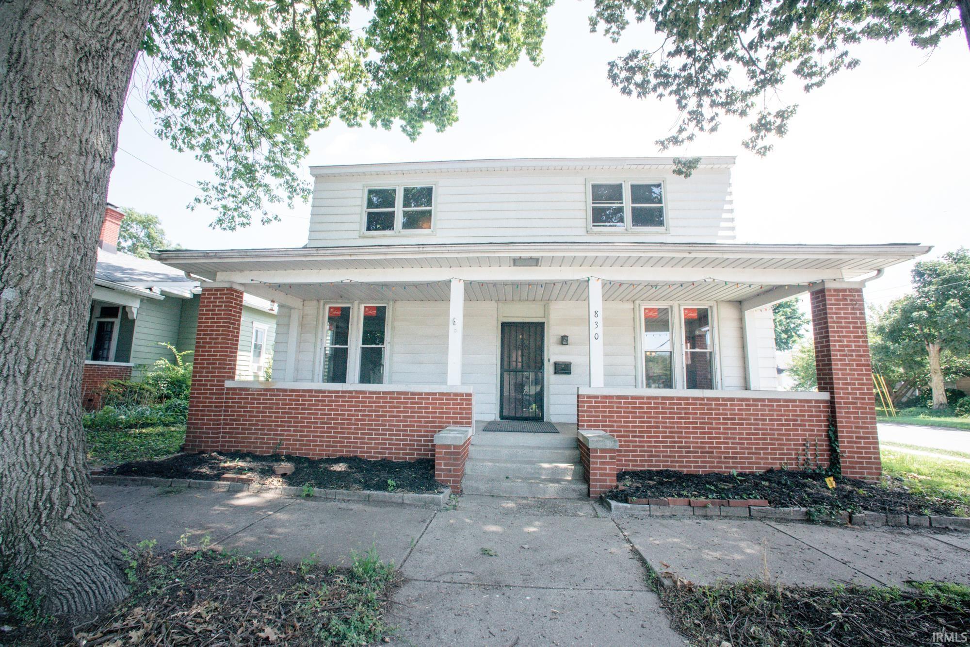 830 Perry Street Property Photo 1