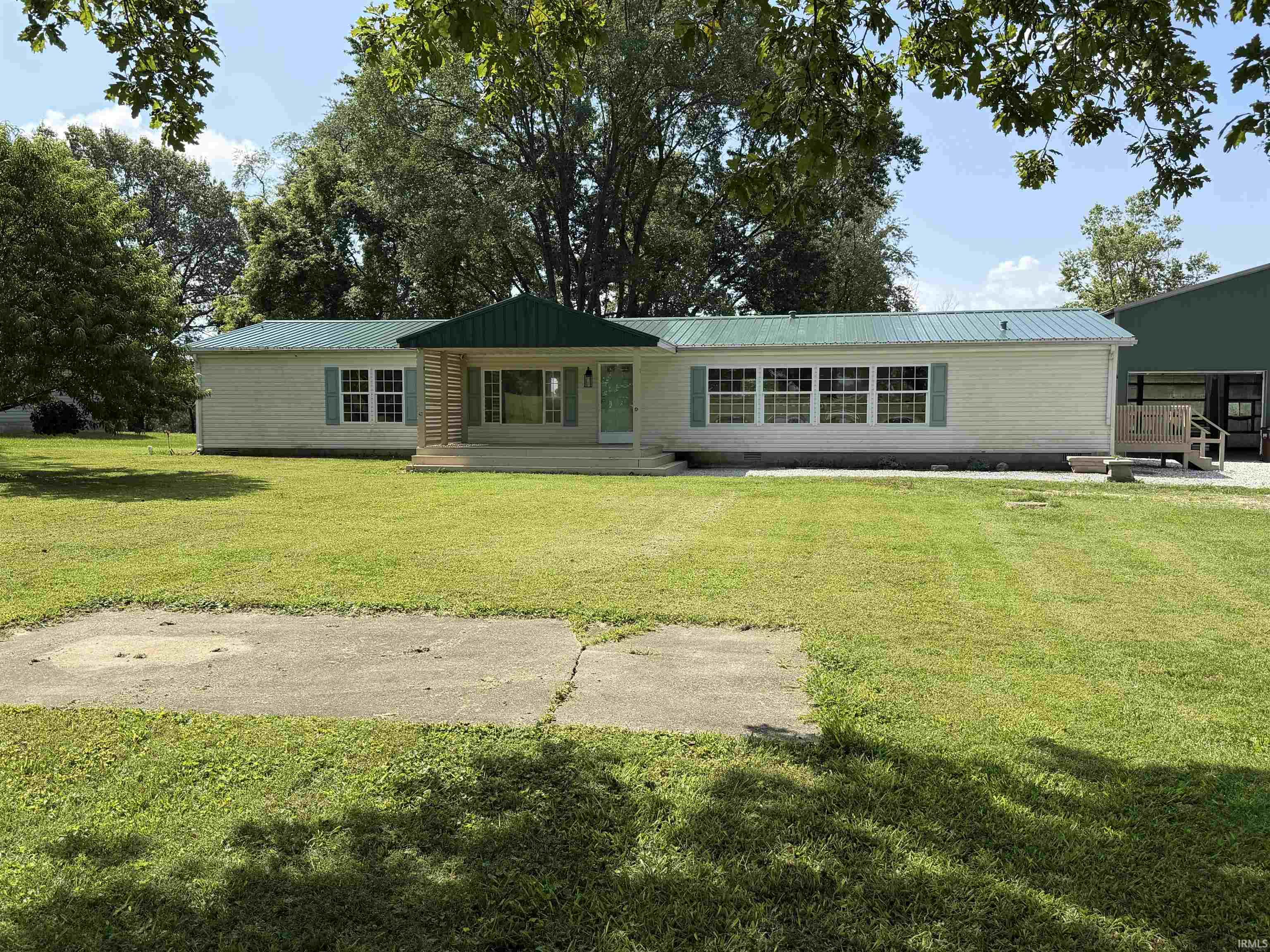 6870 State Road 158 Road Property Photo 1