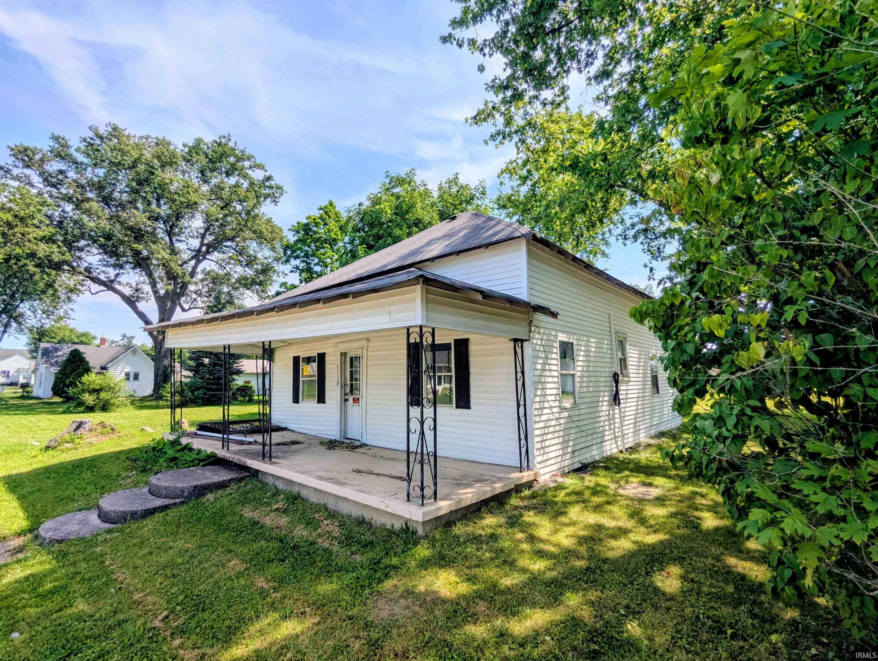 1102 N Monroe Street Property Photo 1