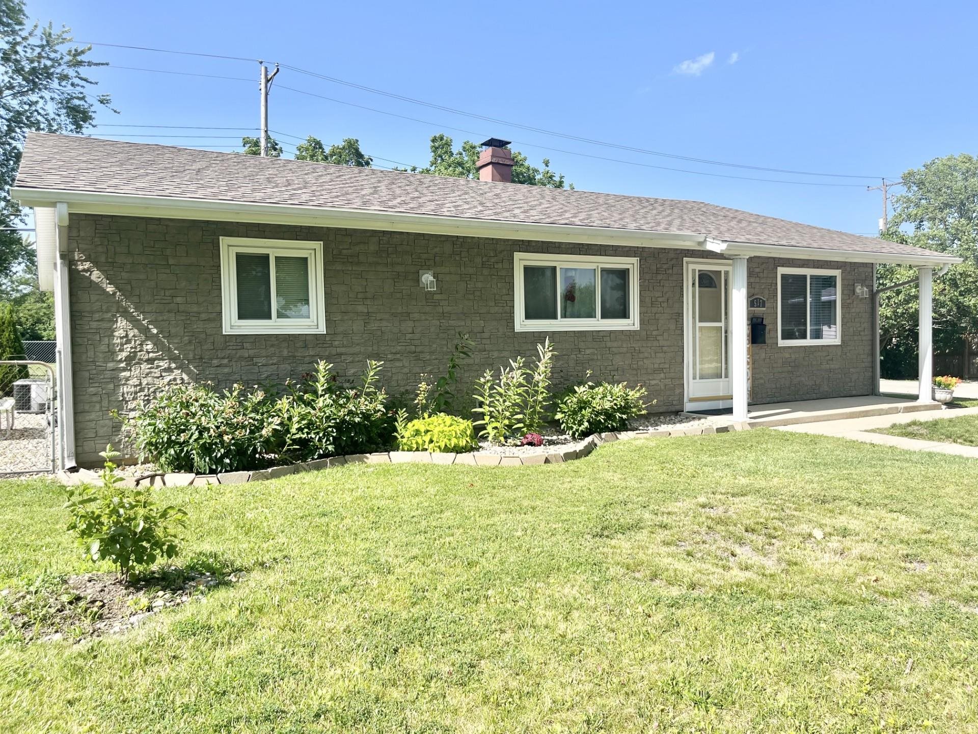 517 N Camden Drive Property Photo 1