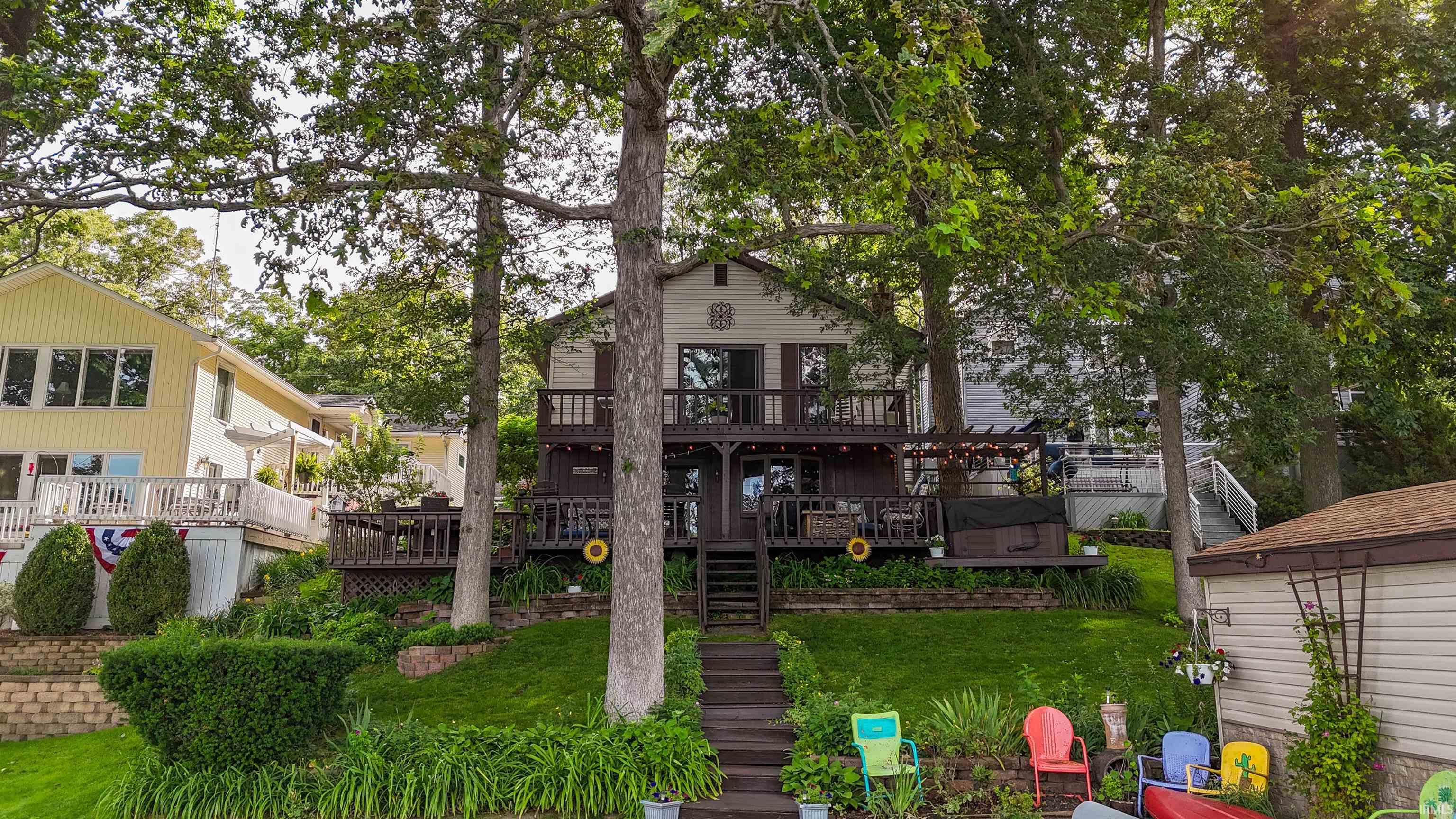 60 Lane 260B Crooked Lake