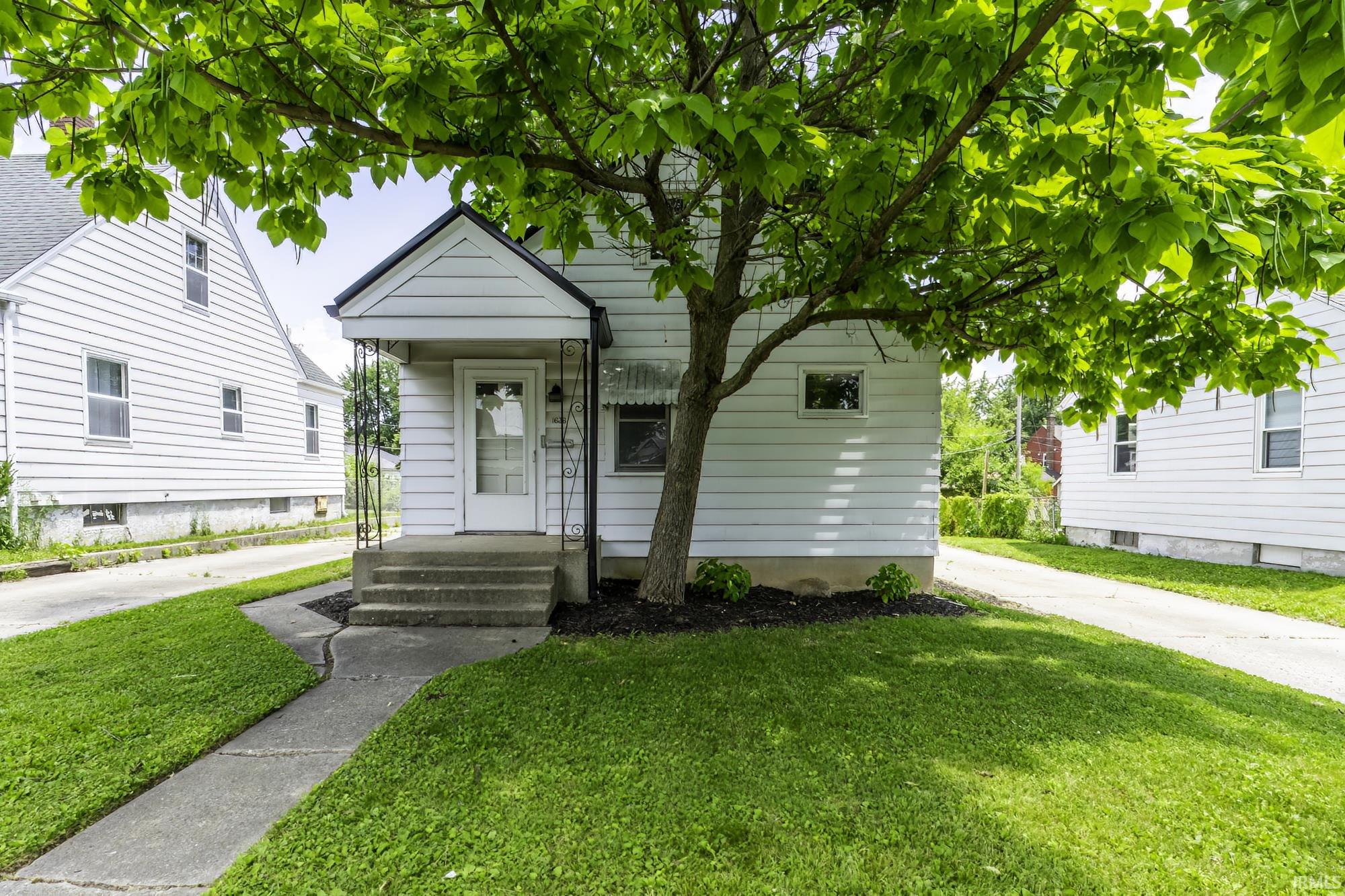 1636 Tyler Avenue Property Photo 1