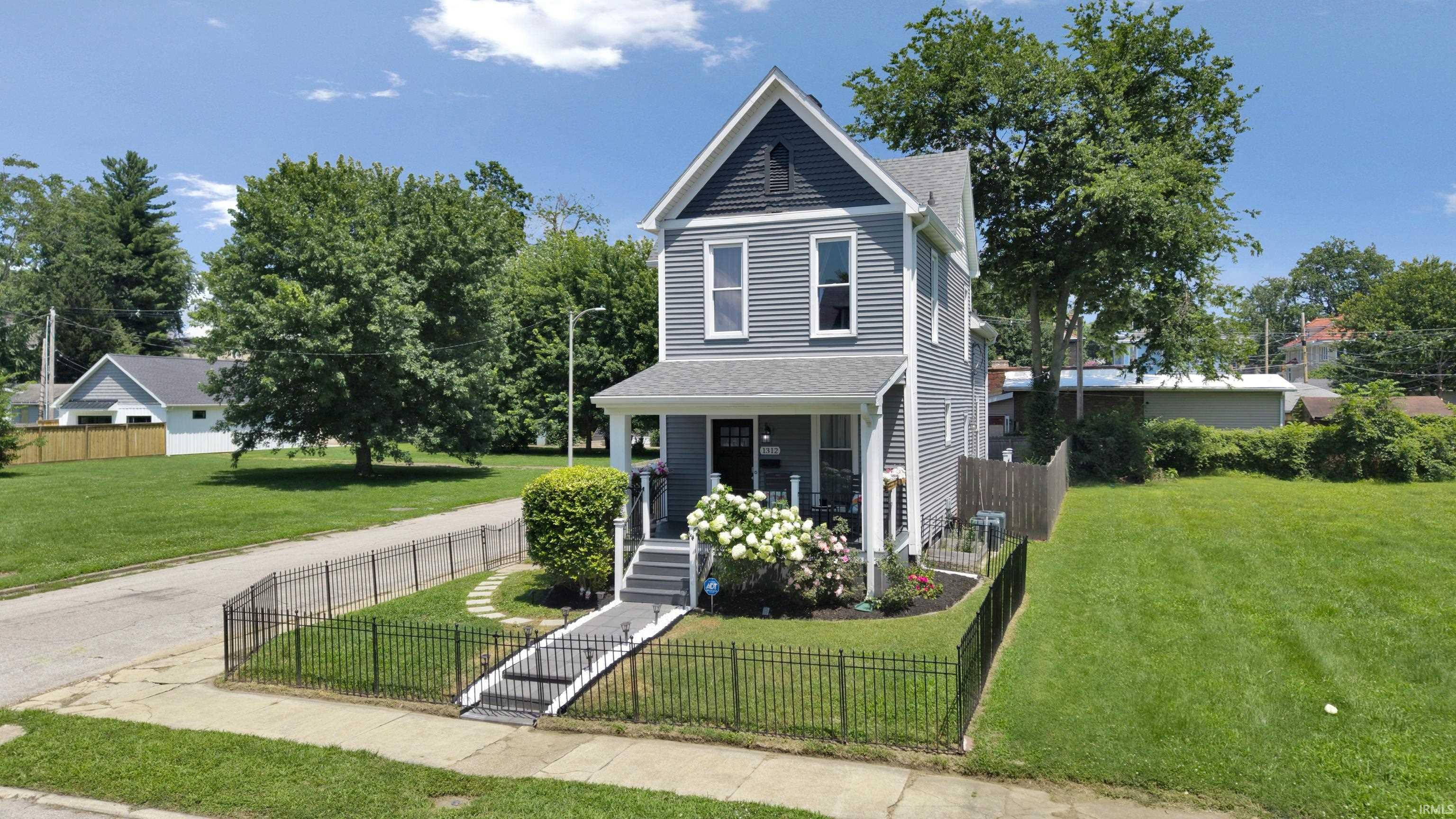 1312 Parrett Street Property Photo 1