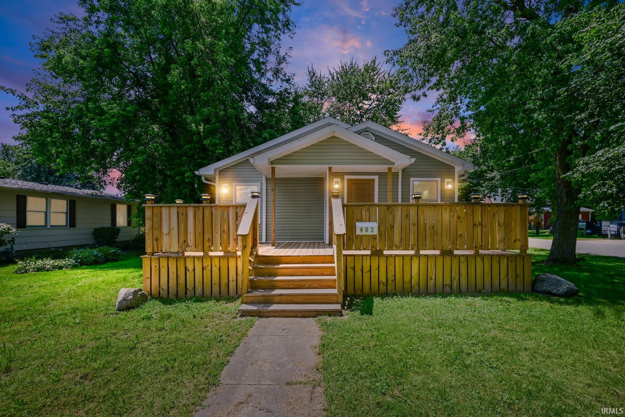 403 S Willow Street Property Photo 1