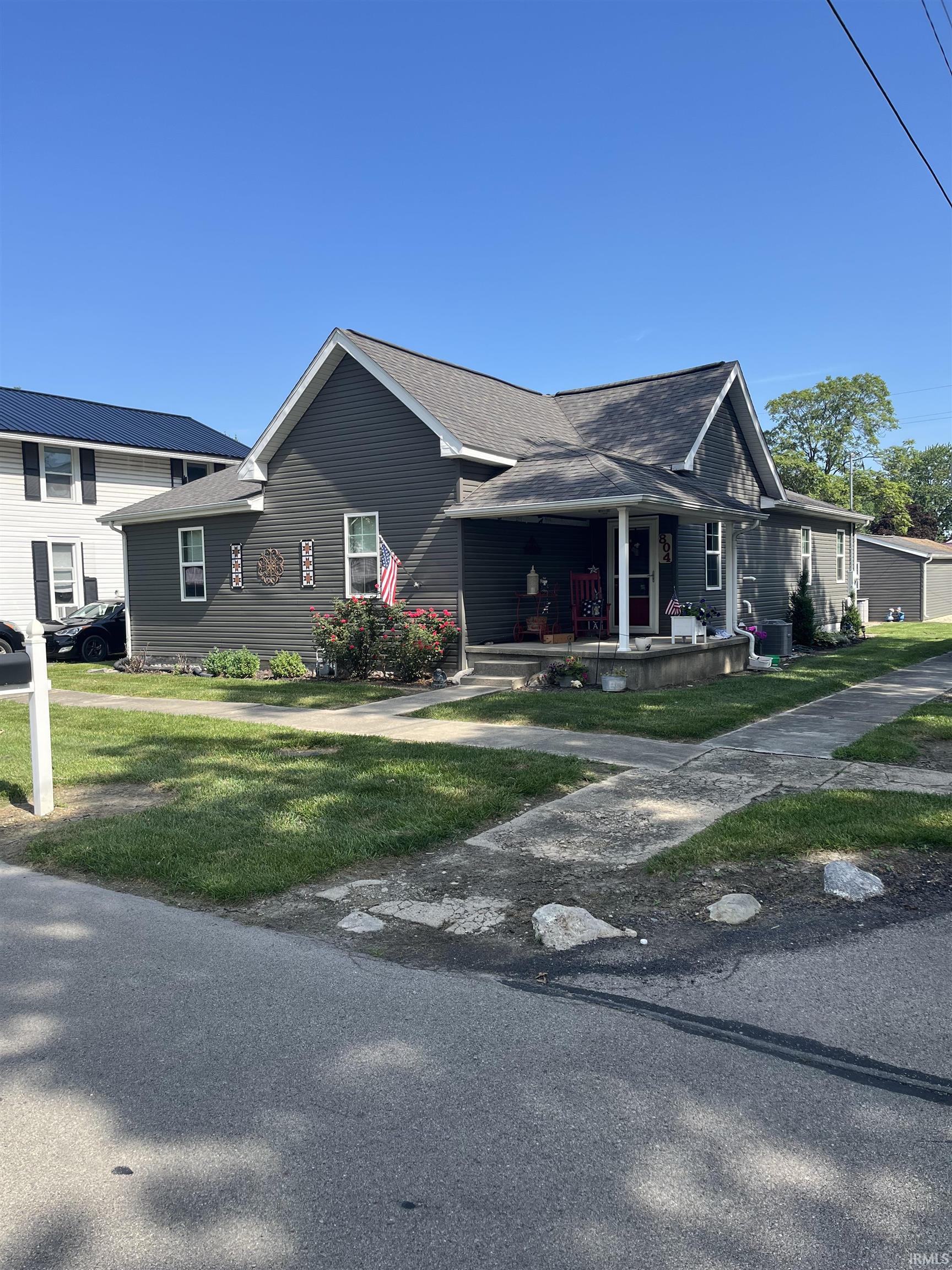 804 W Race Street Property Photo 1
