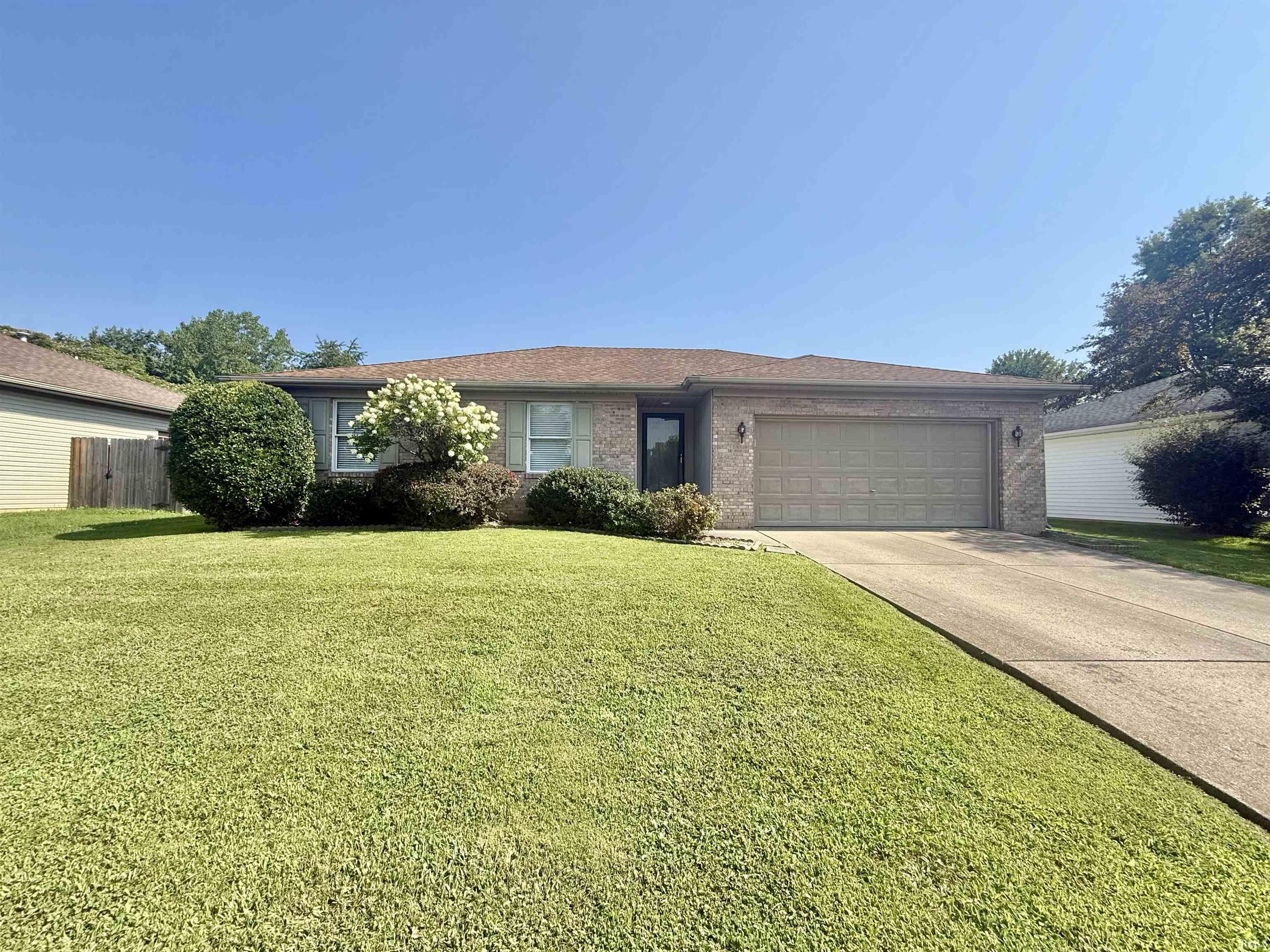 6200 Summit Pointe Way Property Photo 1
