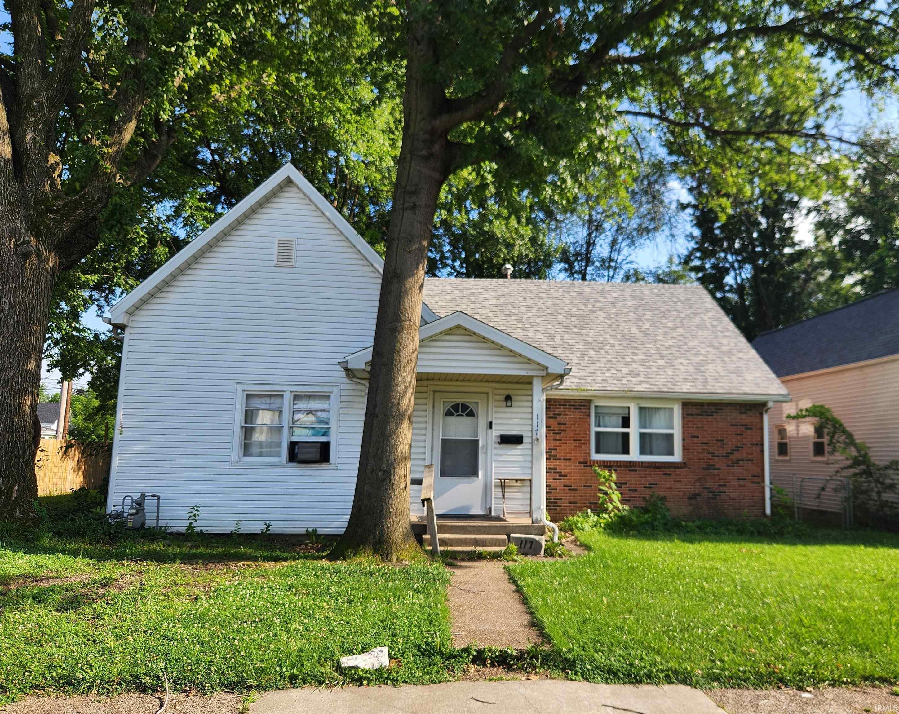 117 E Missouri Street Property Photo 1