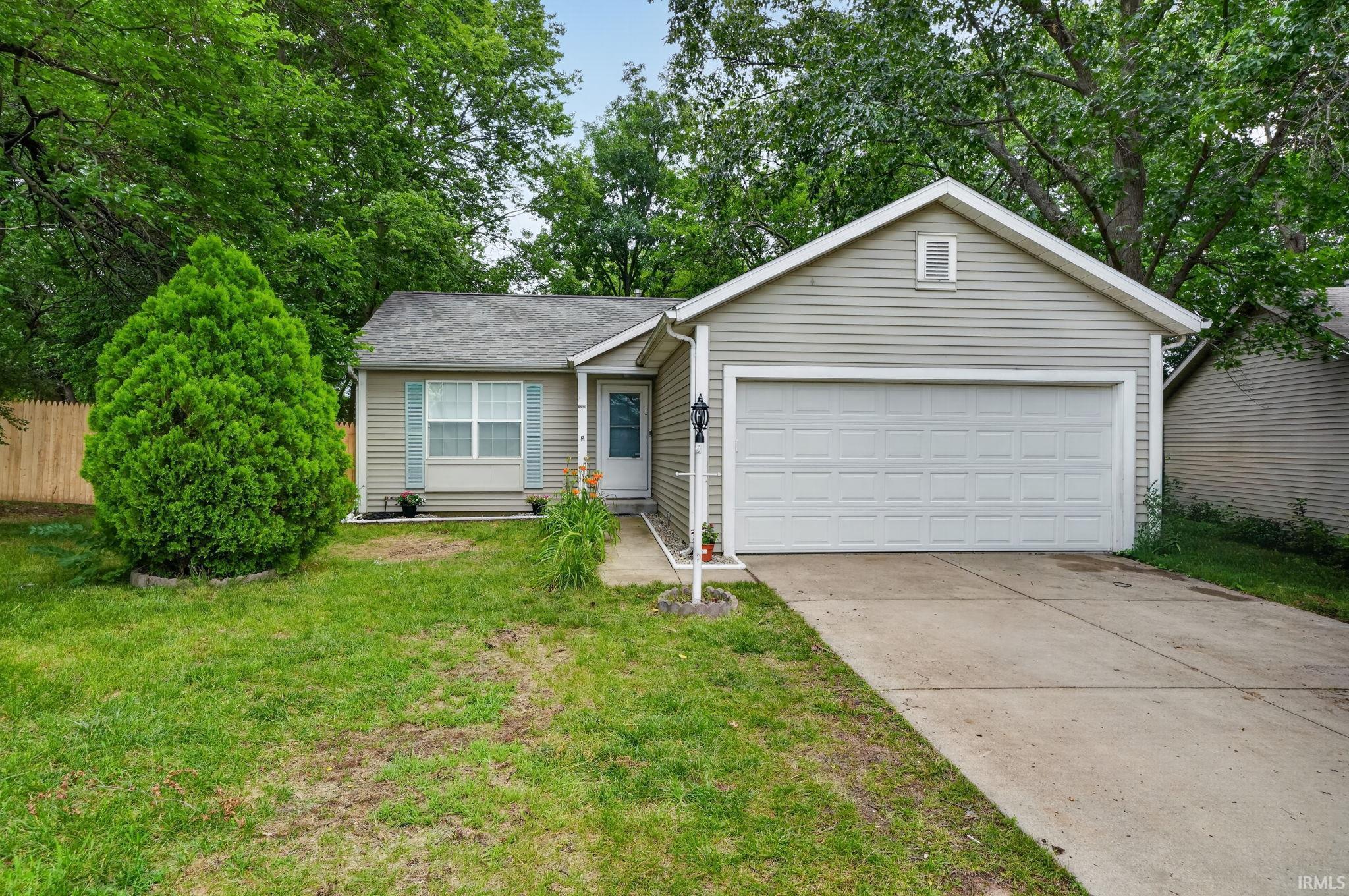 1233 Alex Way