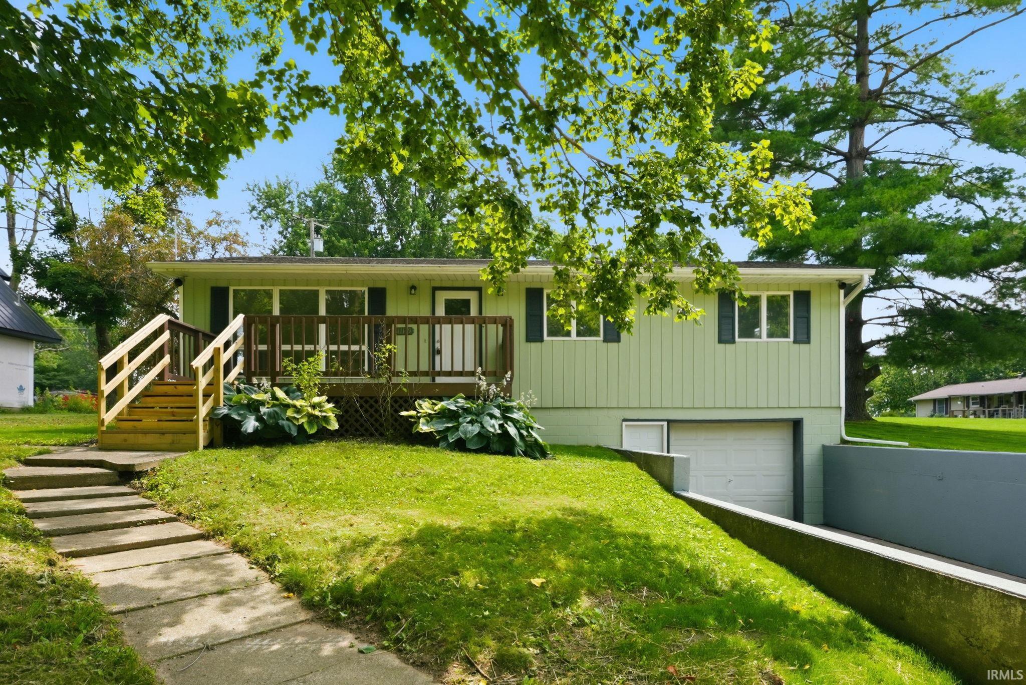 11179 N Wawasee Circle E Circle Property Photo 1