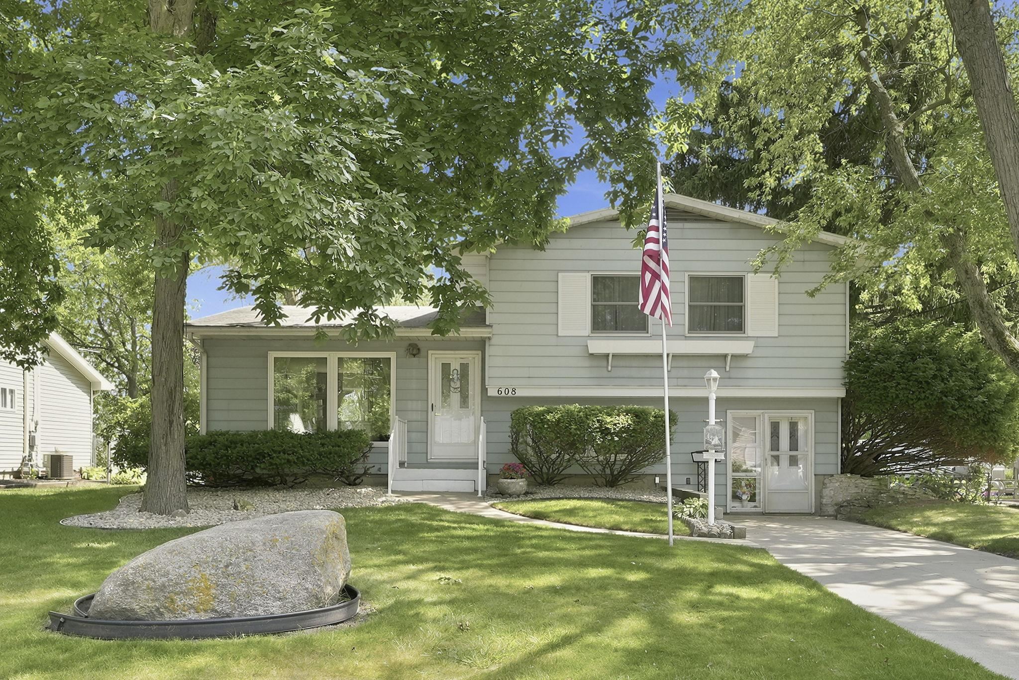 608 E Randolph Street Property Photo 1