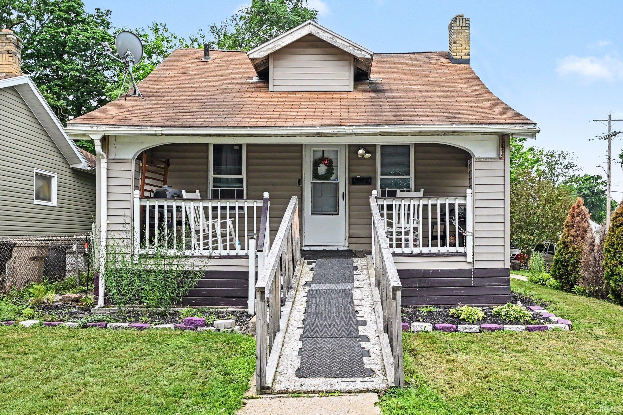 801 Dundee Street Property Photo 1