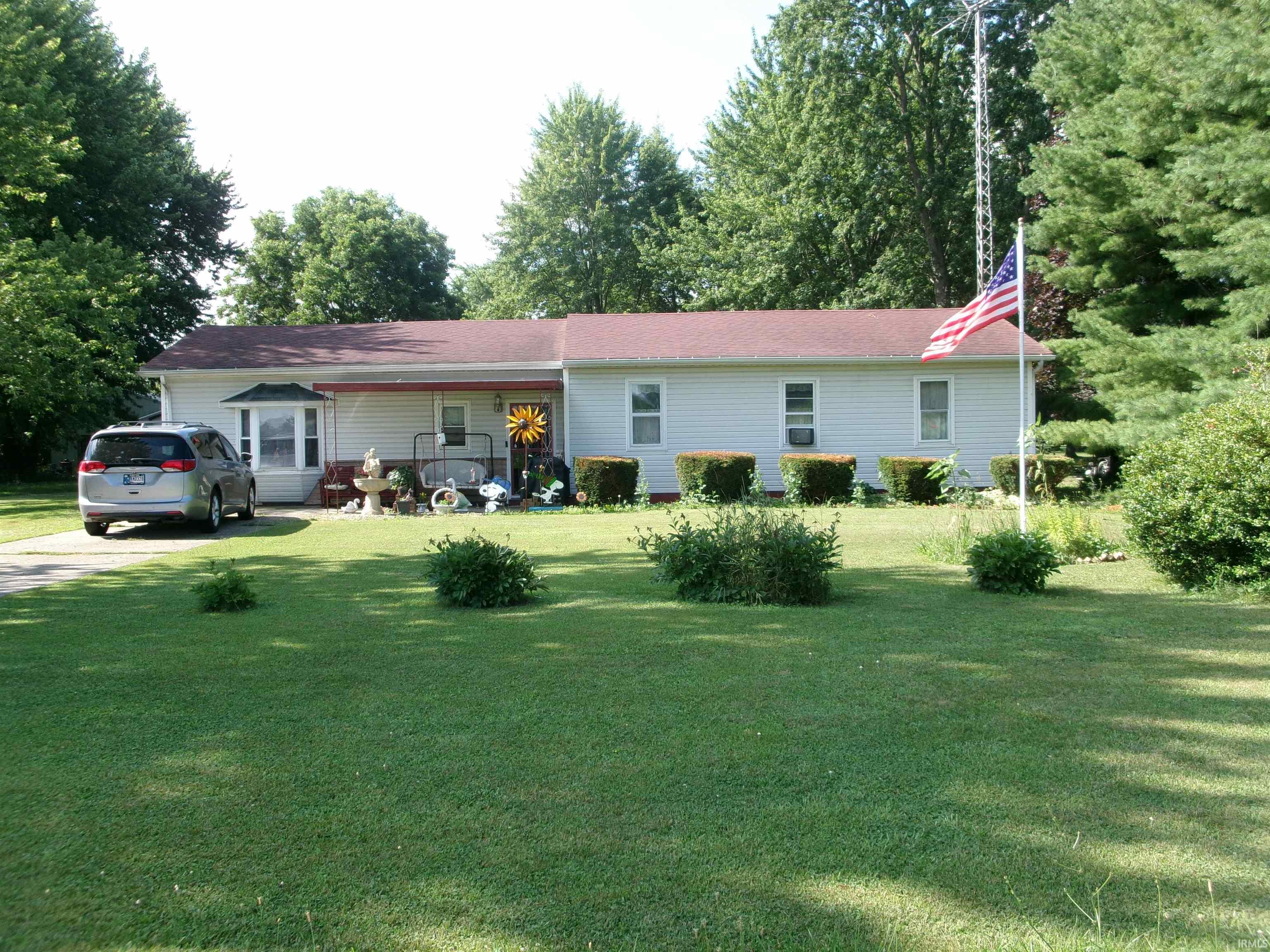 1367 W 200 N Road Property Photo 1