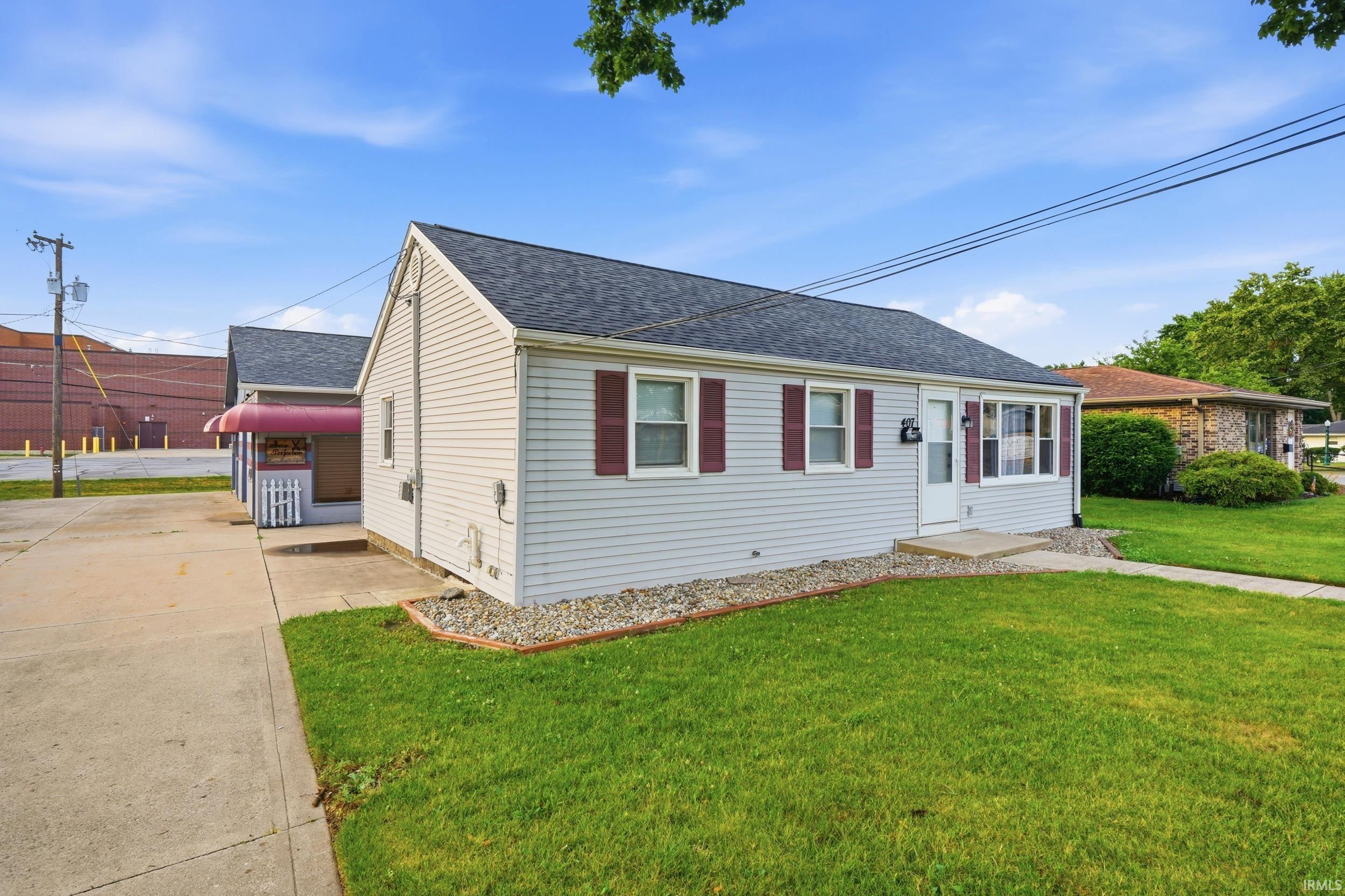 407 E Wayne Street Property Photo 1