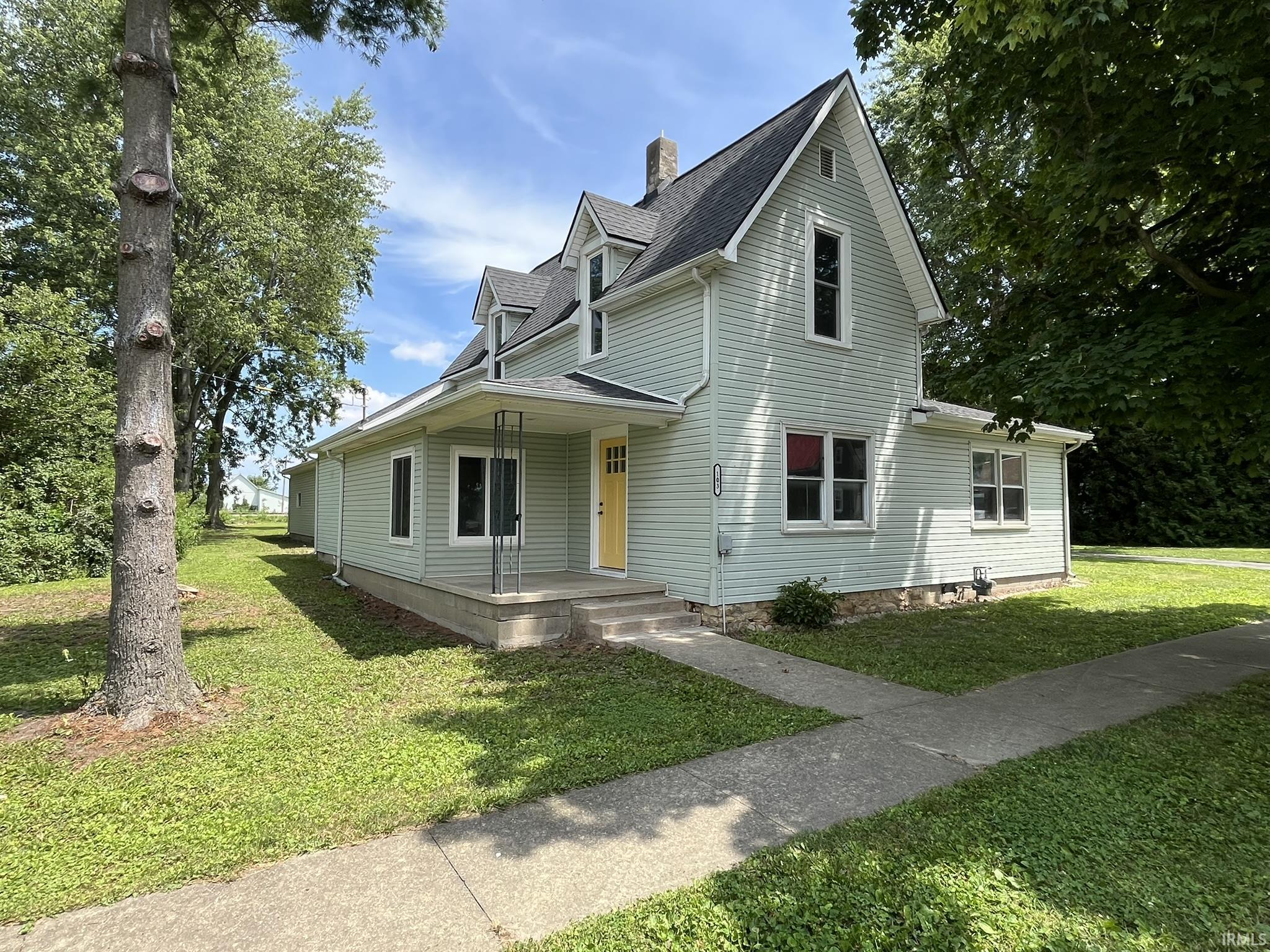 103 E 2nd Street