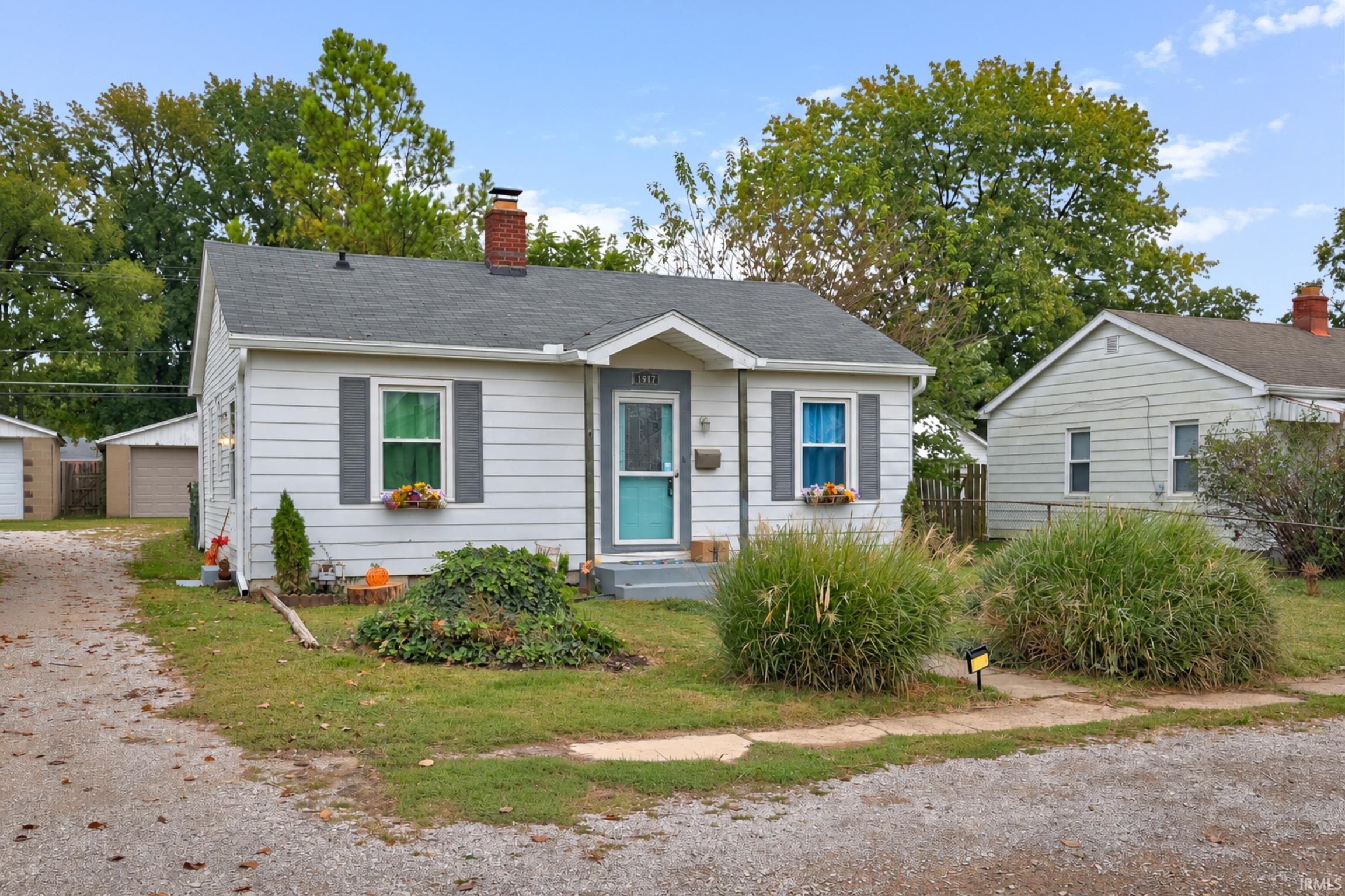 1917 Harding Avenue Property Photo 1