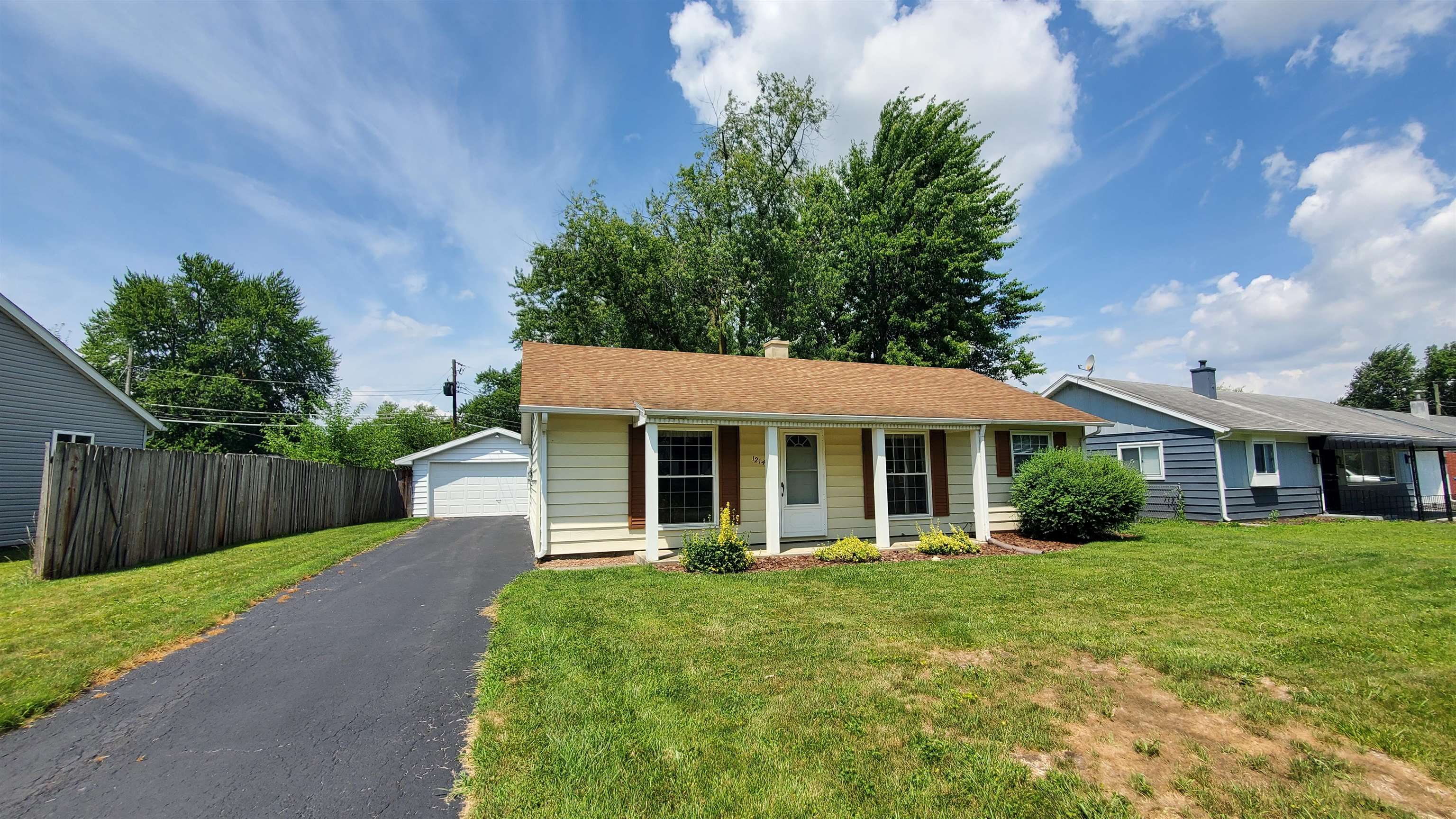 1214 Braeburn Drive Property Photo 1