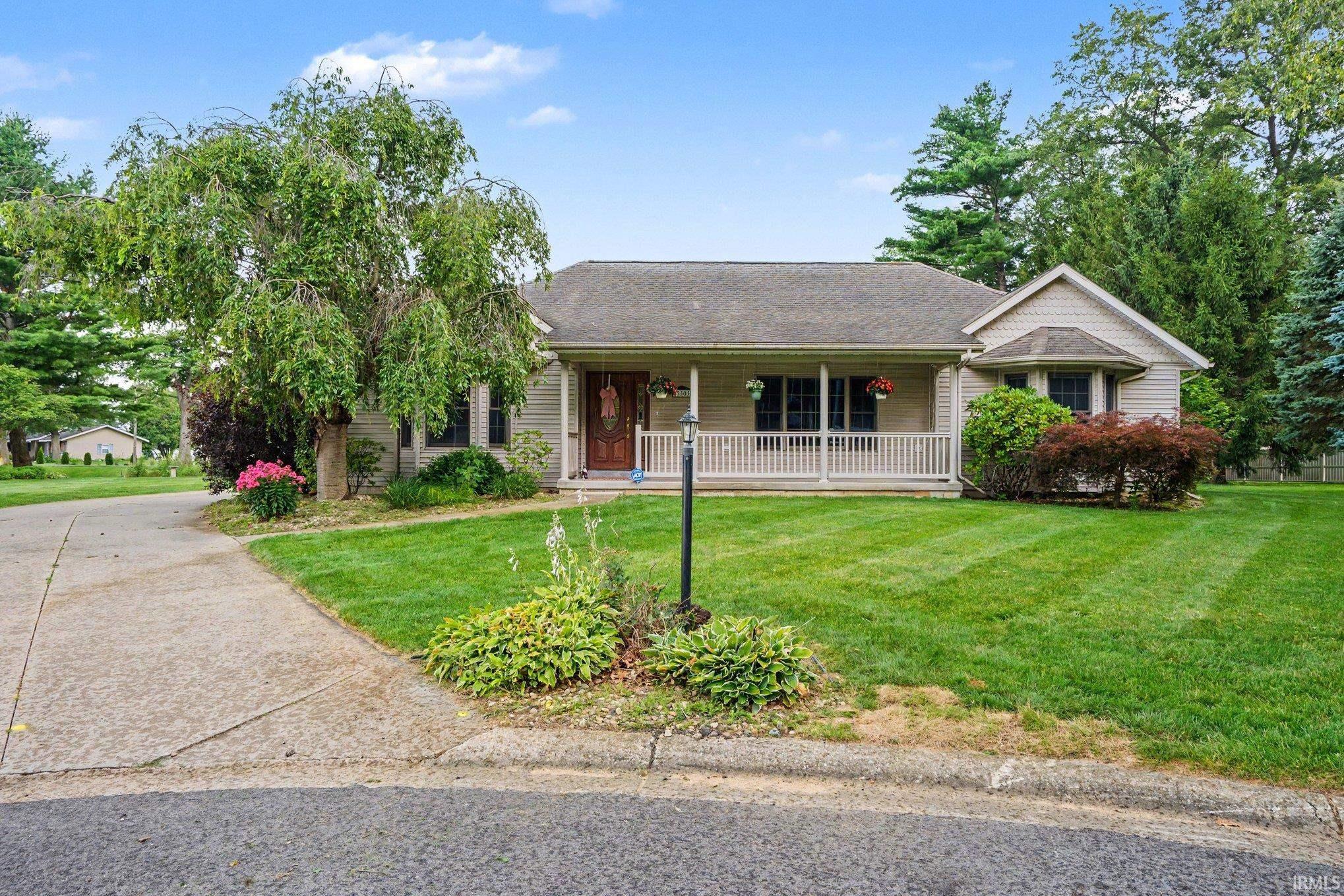 53303 Red Oak Court Property Photo 1