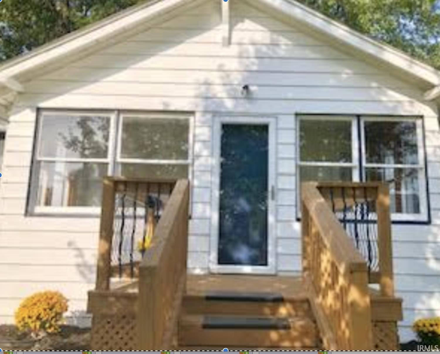 927 S Twyckenham Drive Property Photo 1