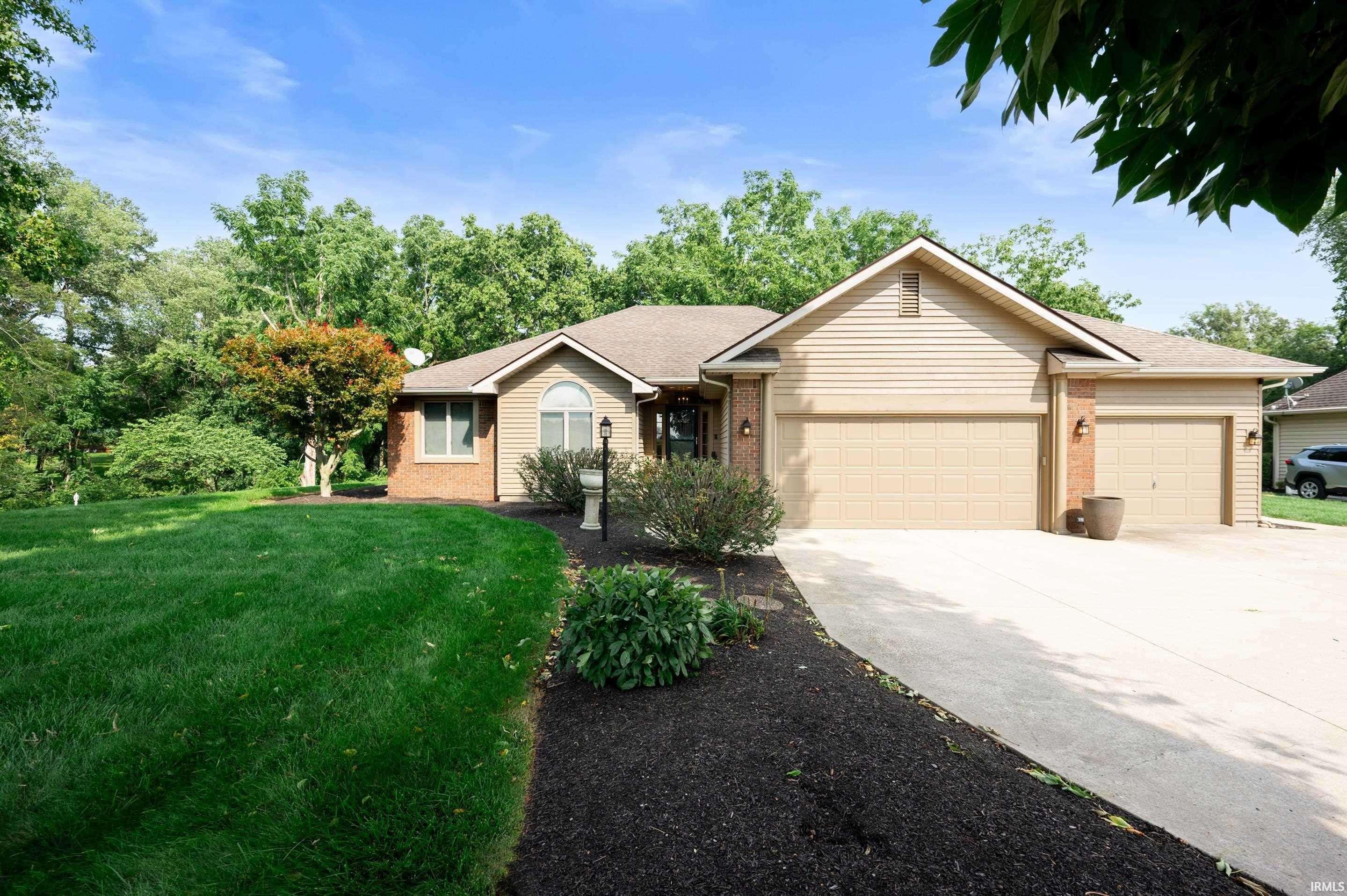 0689 S Cr 100 W Property Photo 1