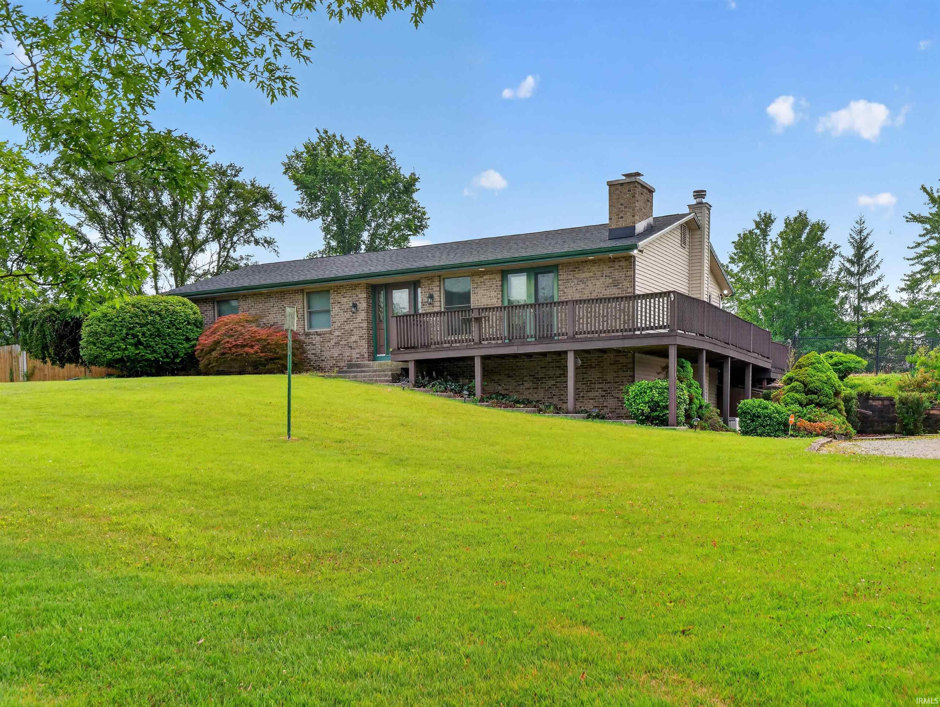 2014 E Gump Road Property Photo 1