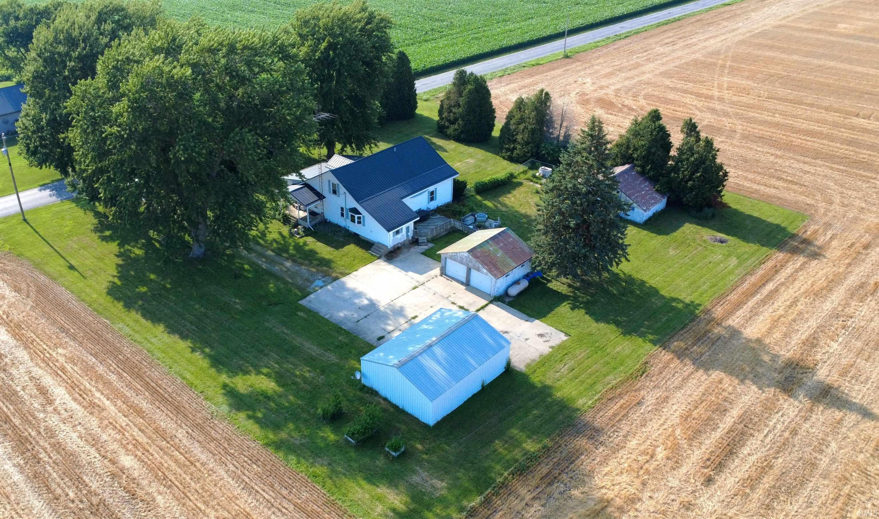 13757 S County Road 700 E Property Photo 1