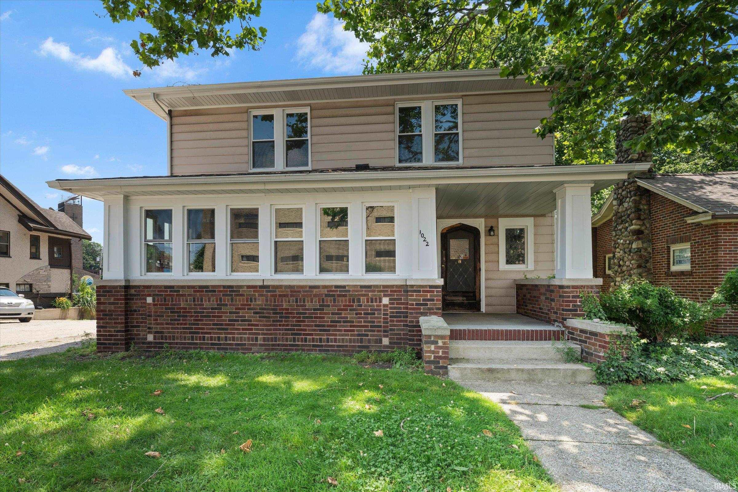 1022 E Colfax Avenue Property Photo 1
