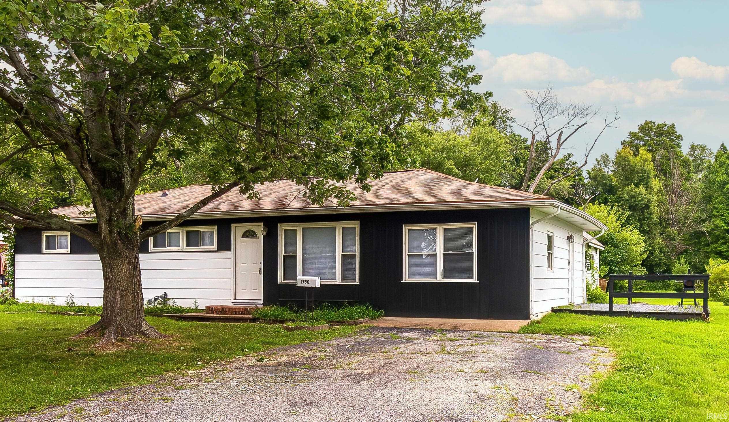 1750 Jeanette Avenue Property Photo 1