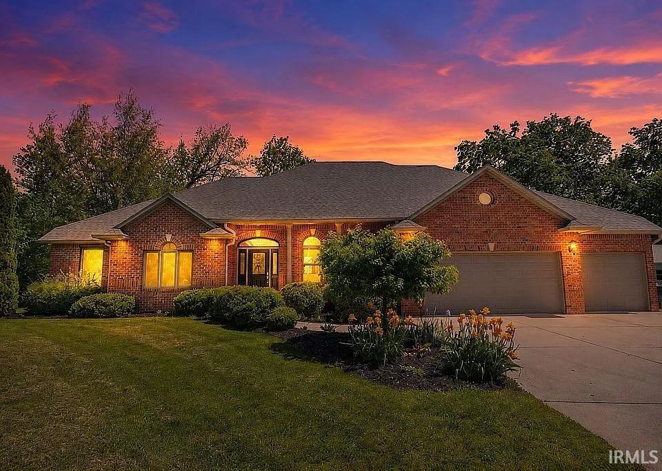 11353 S 100 E Property Photo 1