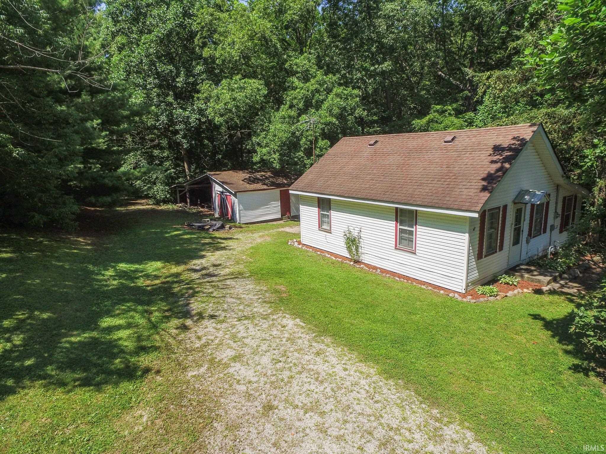 5733 E 200 N Road Property Photo 1