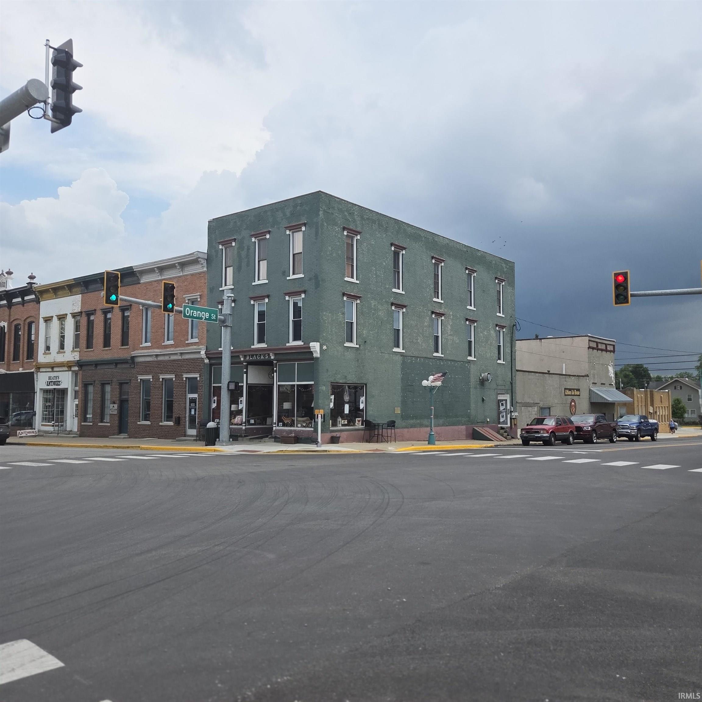 100 E Main Street