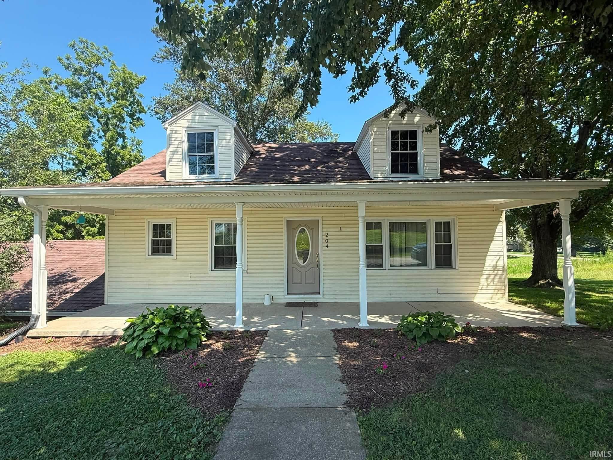 204 S State Street Property Photo 1