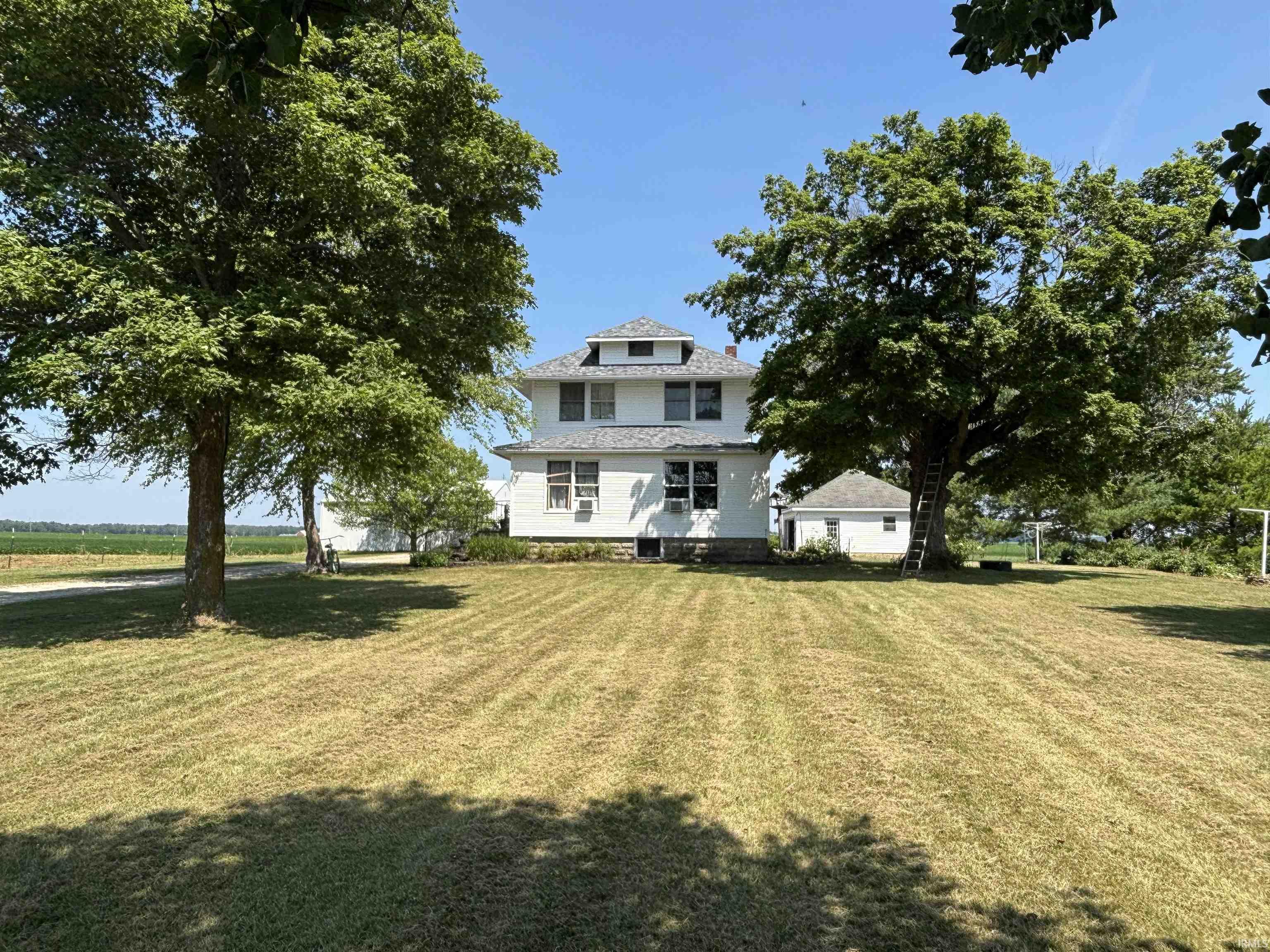 8703 N 100 E Road Property Photo 1