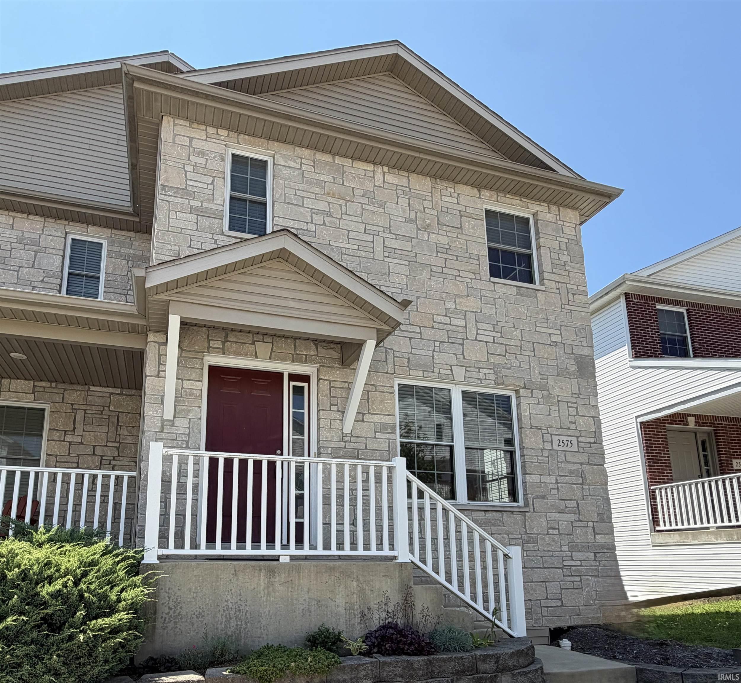 2575 S Flat Rock Road Property Photo 1