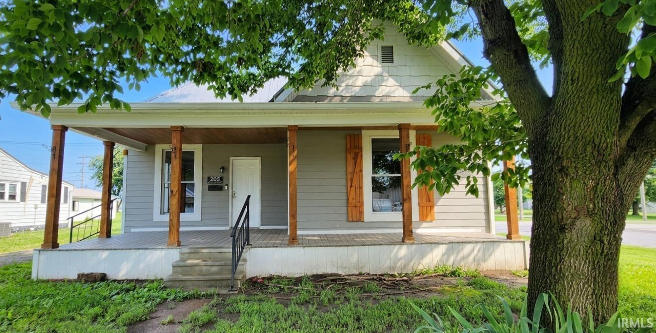 205 Sherman Street Property Photo 1