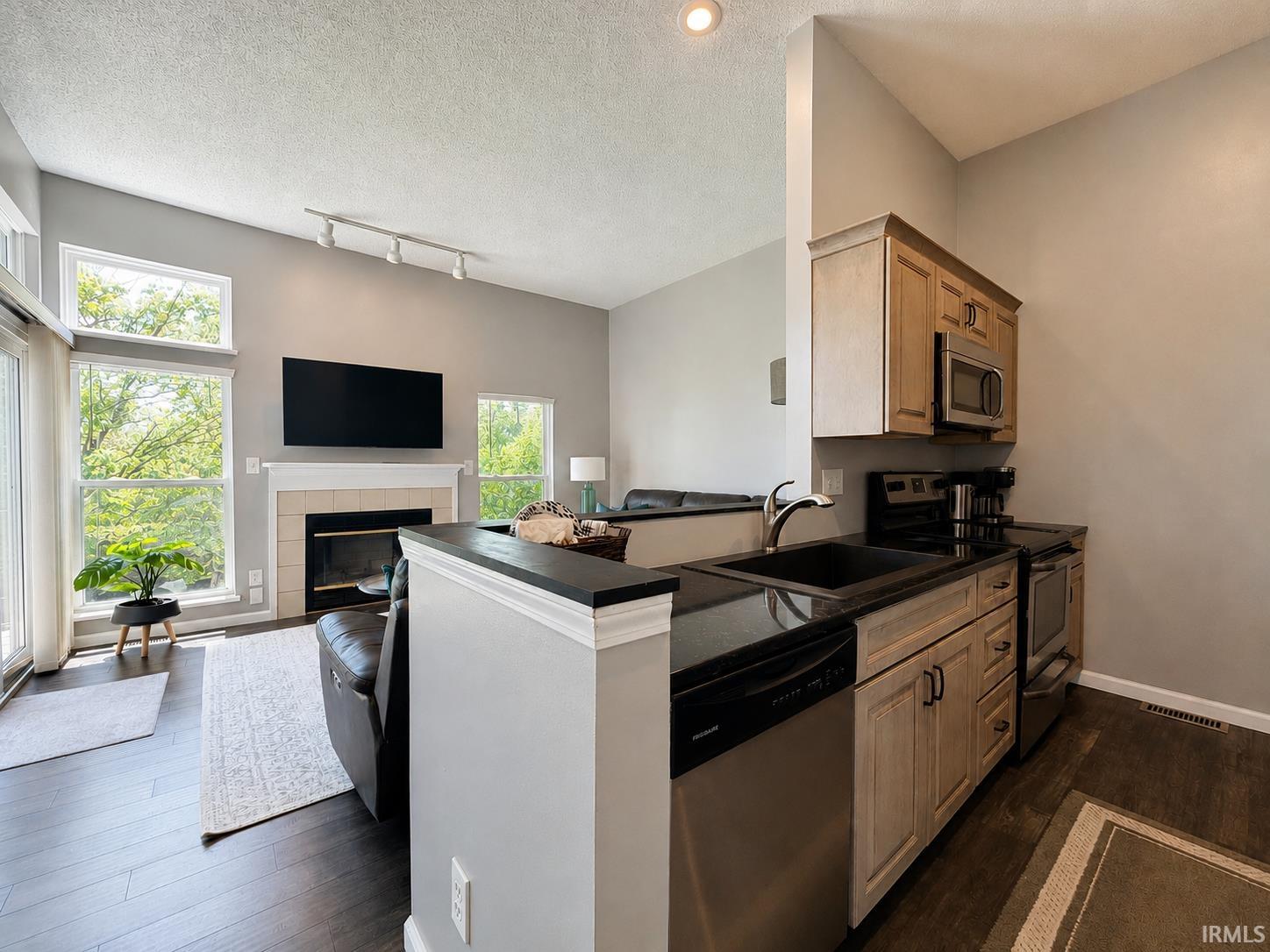 9668 S Bay Pointe Court