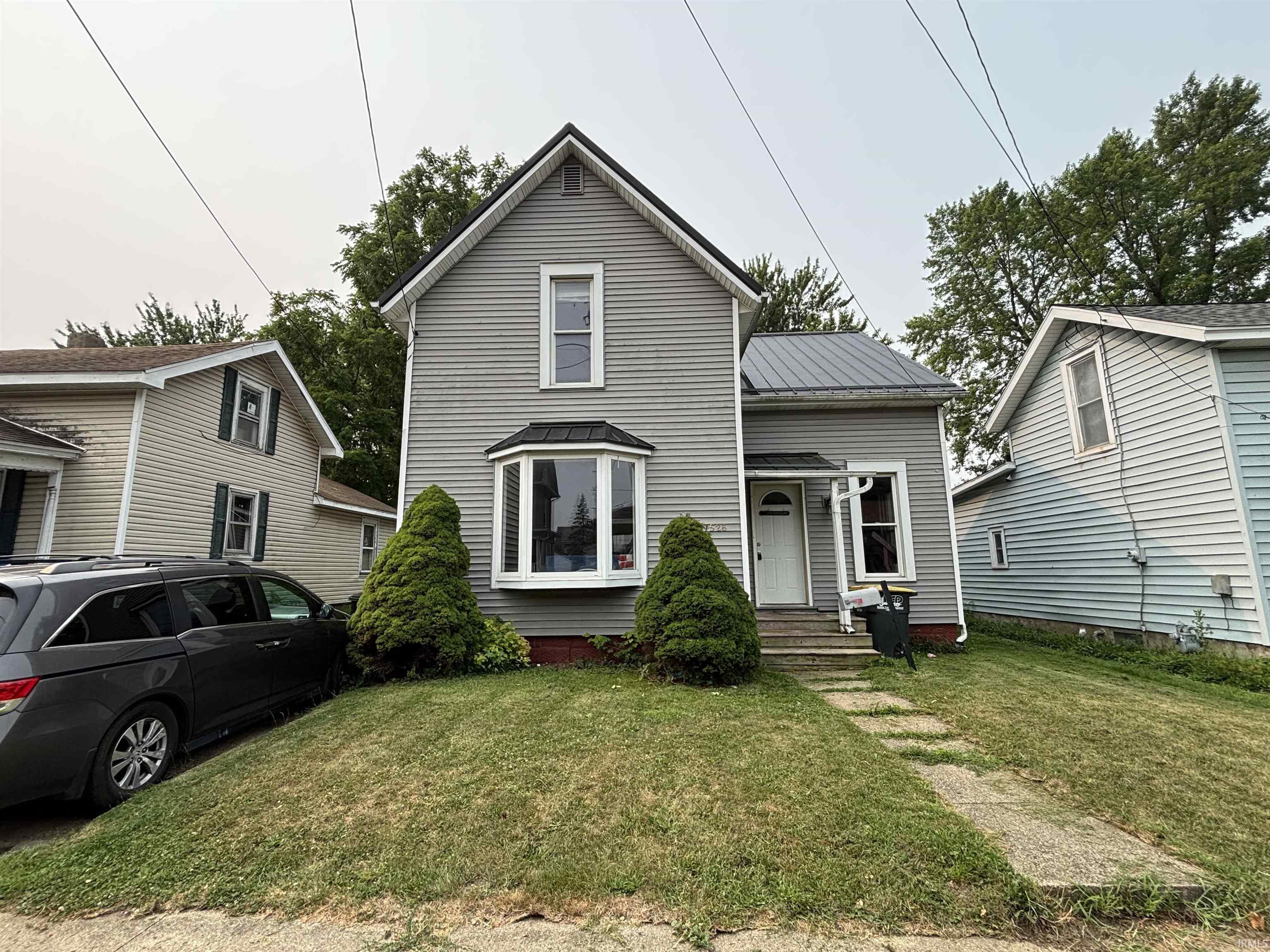 526 Dowling Street Property Photo 1
