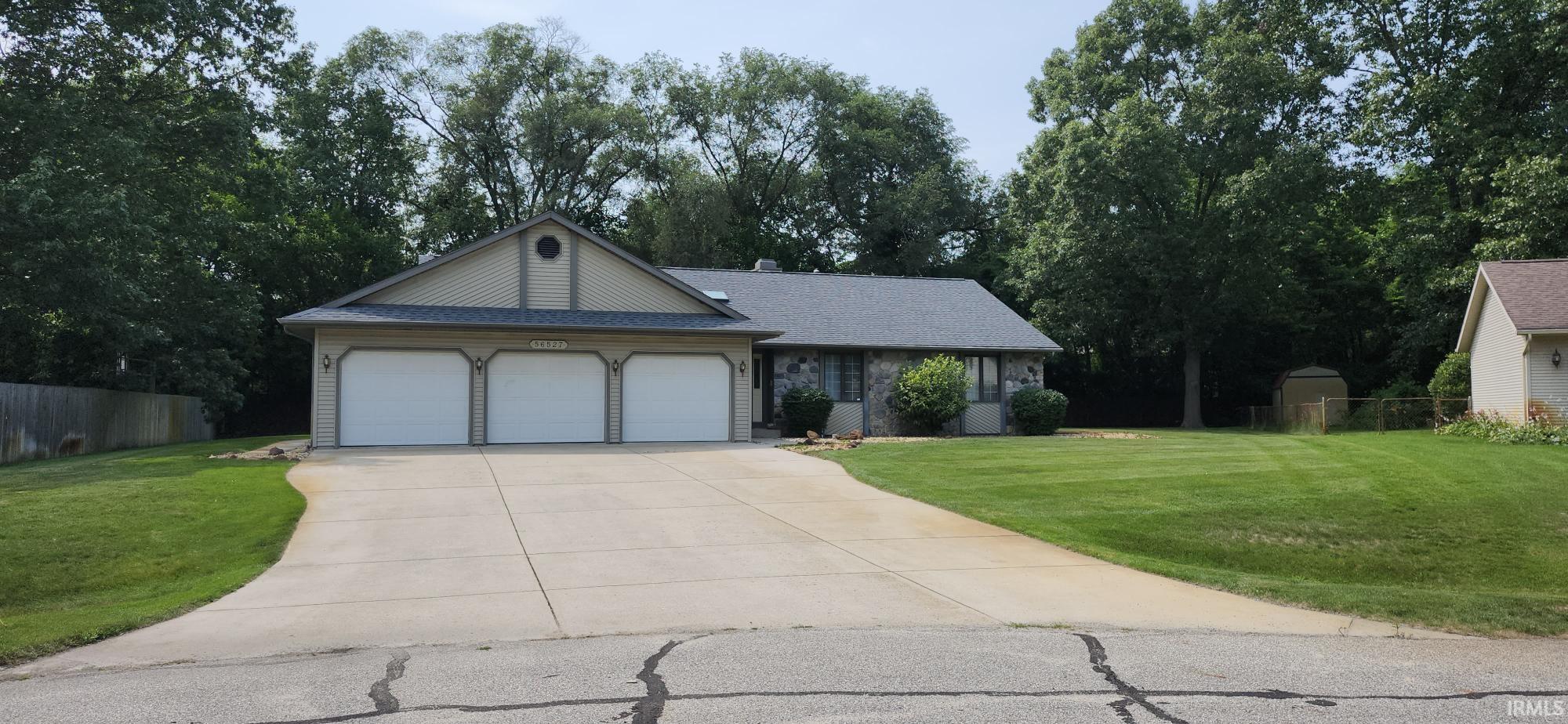 56527 Woodbine Lane Property Photo 1