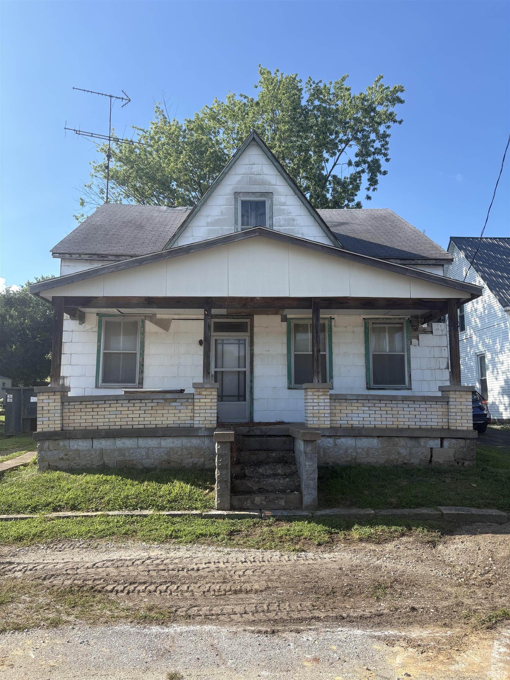 13020 E State Road 62 Road Property Photo 1