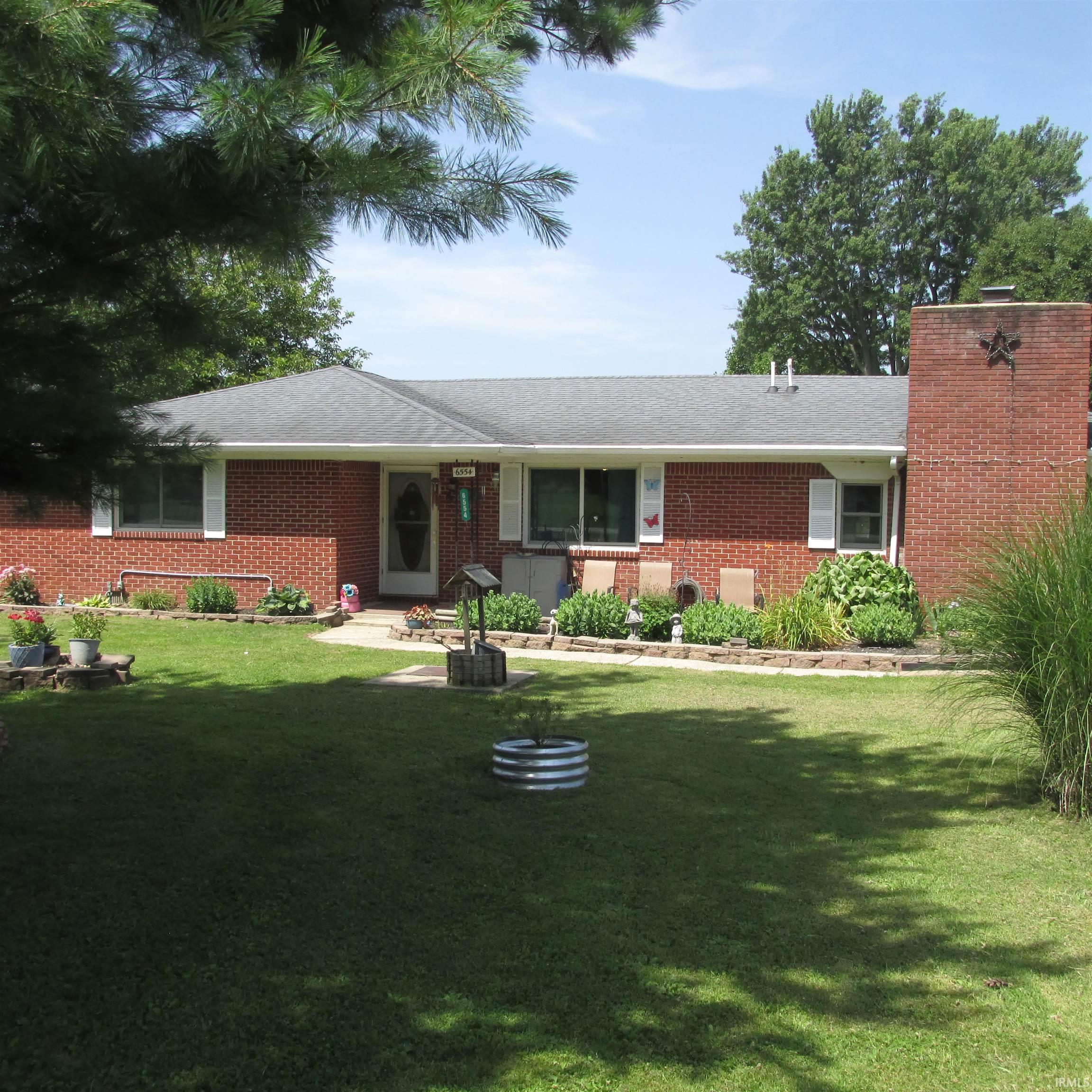6554 N Forrest Street Property Photo 1